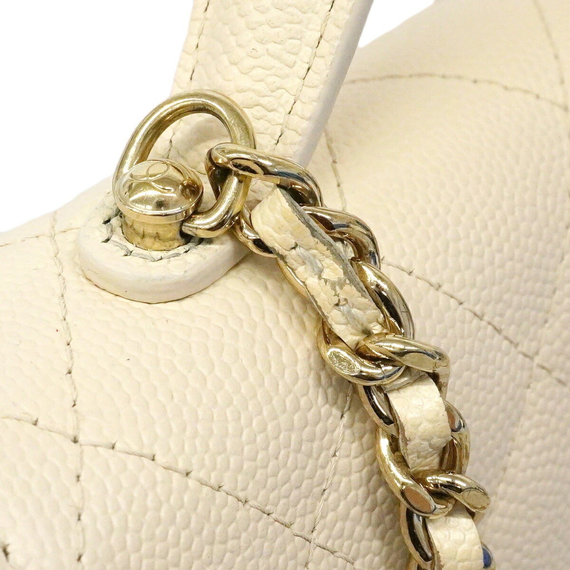 Chanel Ivory Grained Calfskin Handbag (Pre-Owned)
