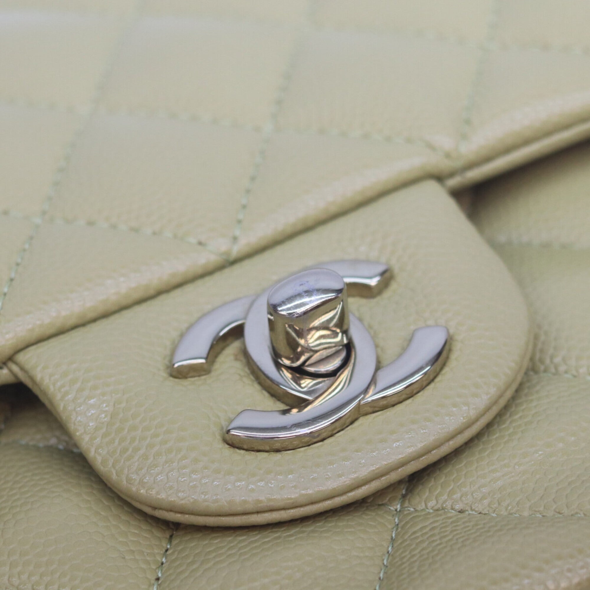 Chanel Green Grained Calfskin Shoulder Bag (Pre-Owned)