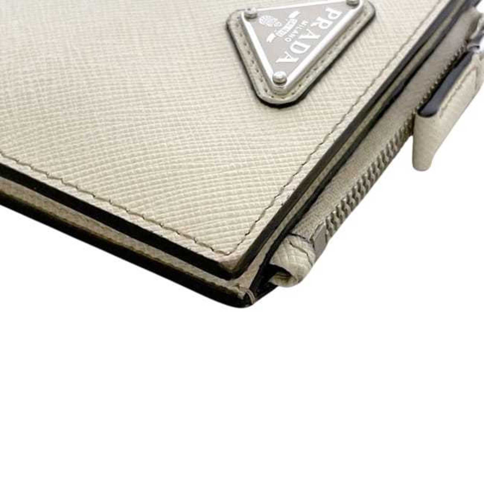 Prada White Leather Wallet (Bi-Fold) (Pre-Owned)