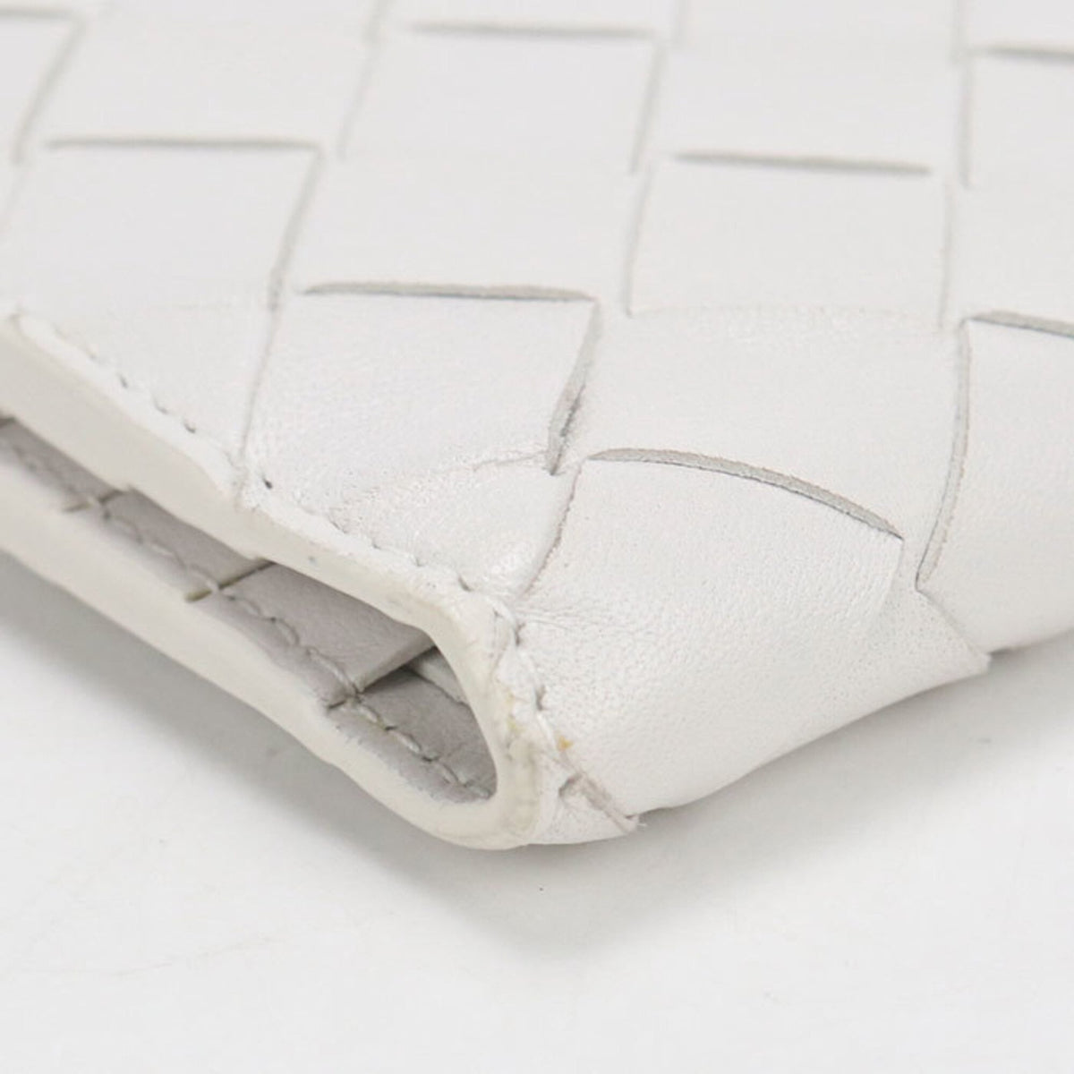 Bottega Veneta White Leather Wallet (Bi-Fold) (Pre-Owned)
