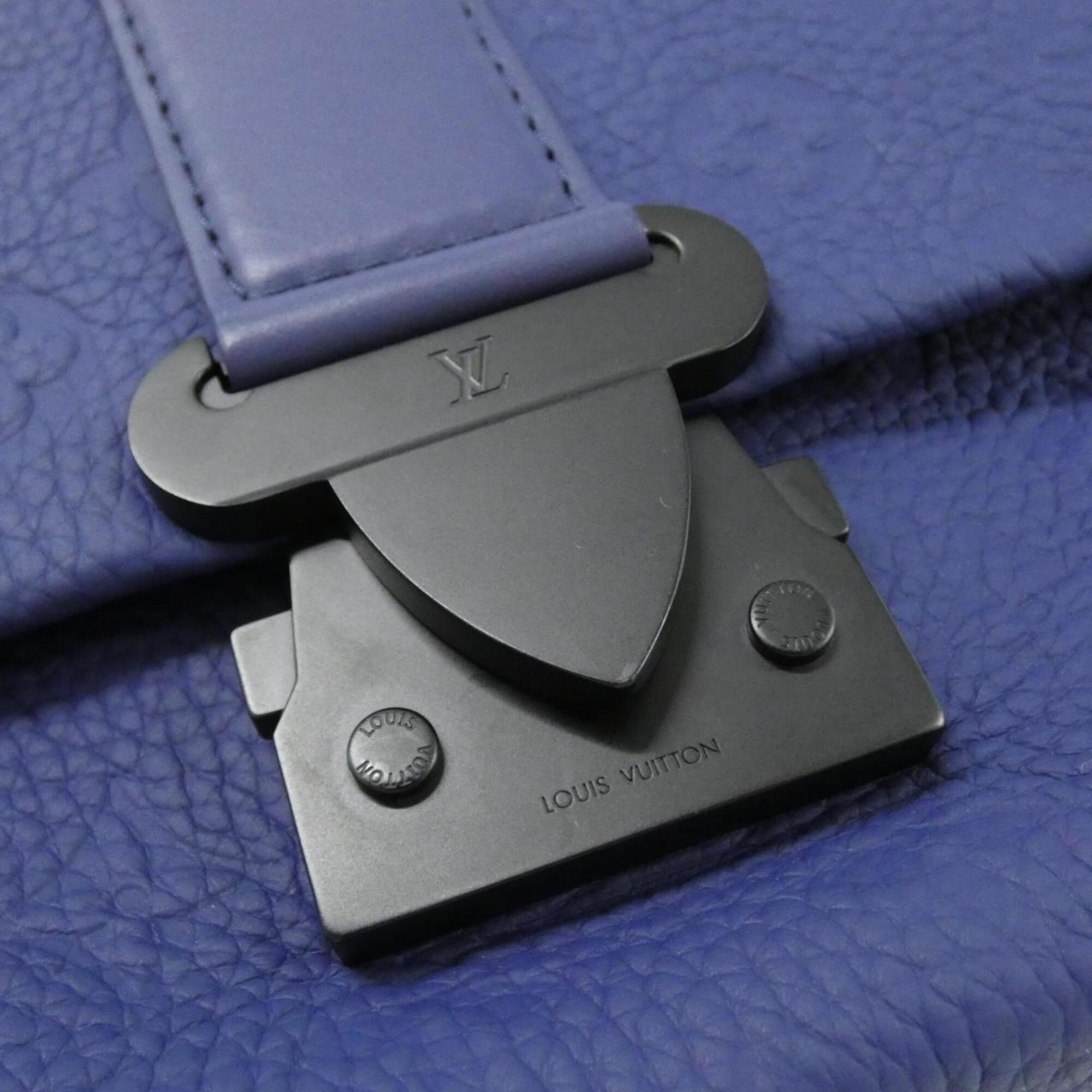 Louis Vuitton Blue Nuit Leather Shoulder Bag (Pre-Owned)