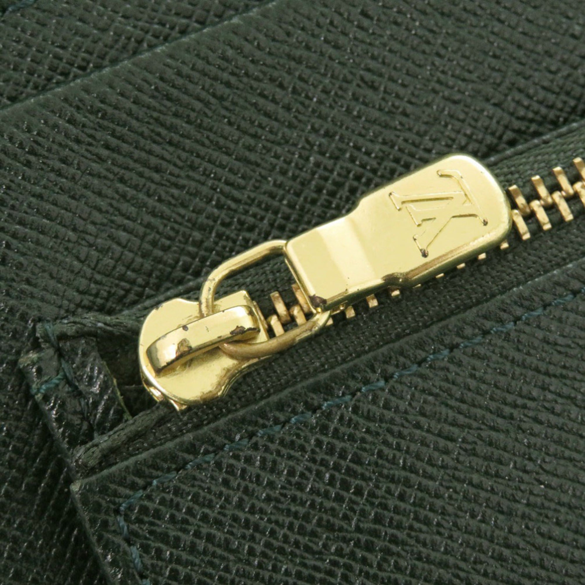 Louis Vuitton Episea Green Taiga Leather Long Wallet (Bi-Fold) (Pre-Owned)