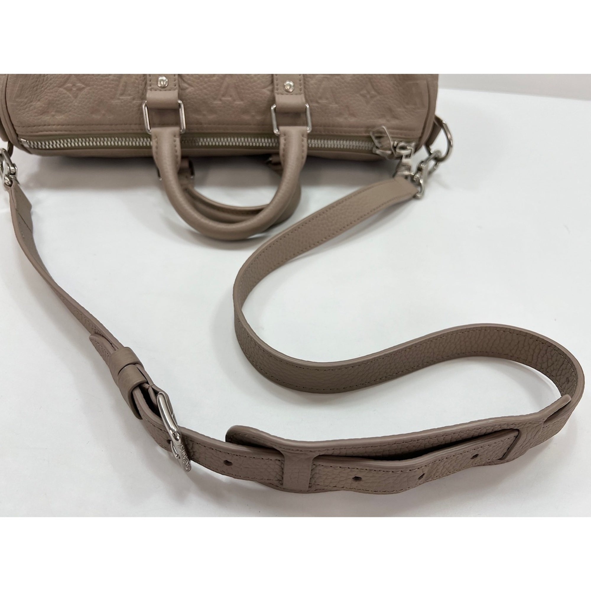 Louis Vuitton Beige Boston Bag (Pre-Owned)