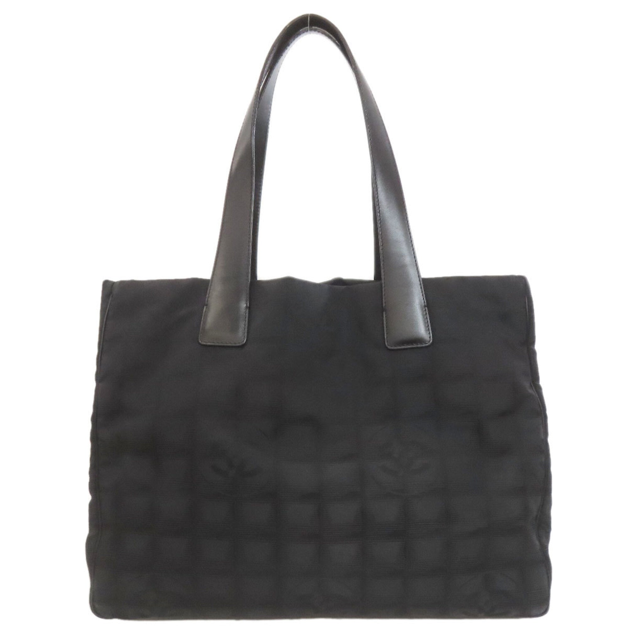 Chanel Black Nylon Tote Bag (Pre-Owned)