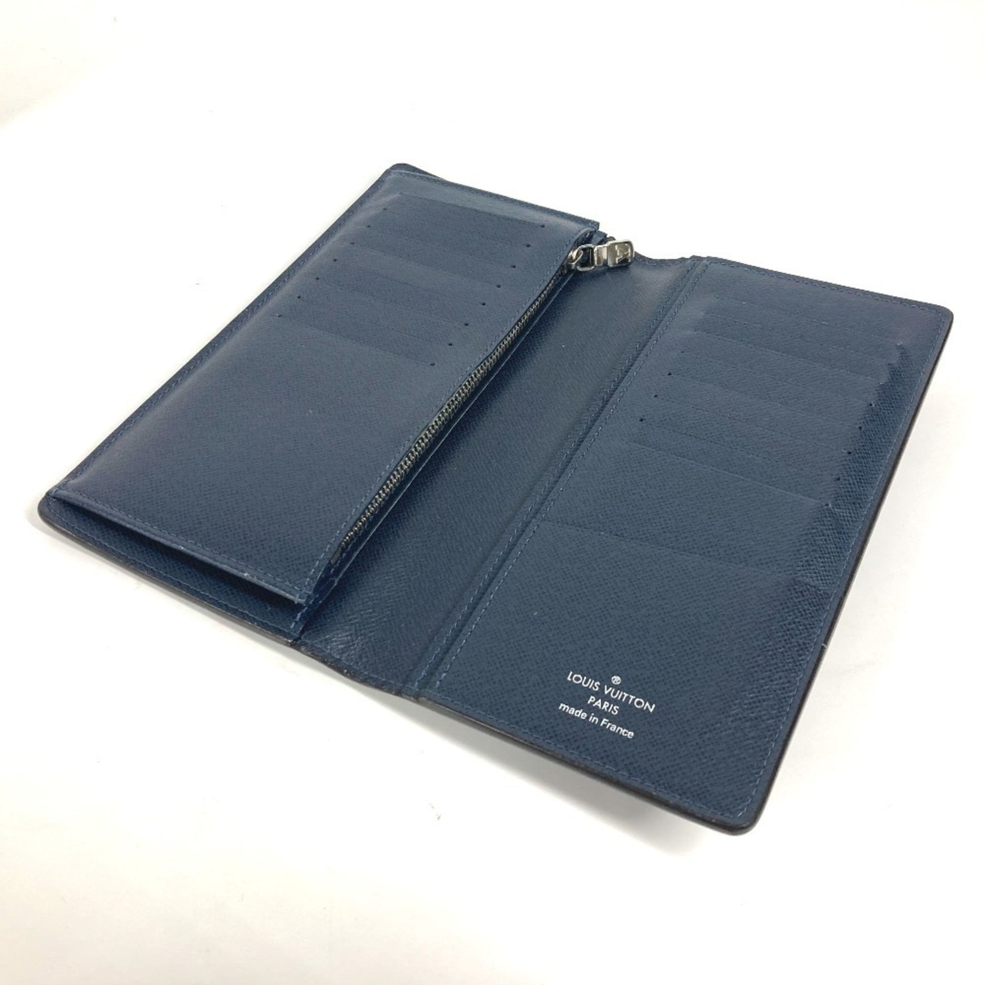 Louis Vuitton Navy Taiga Leather Long Wallet (Bi-Fold) (Pre-Owned)