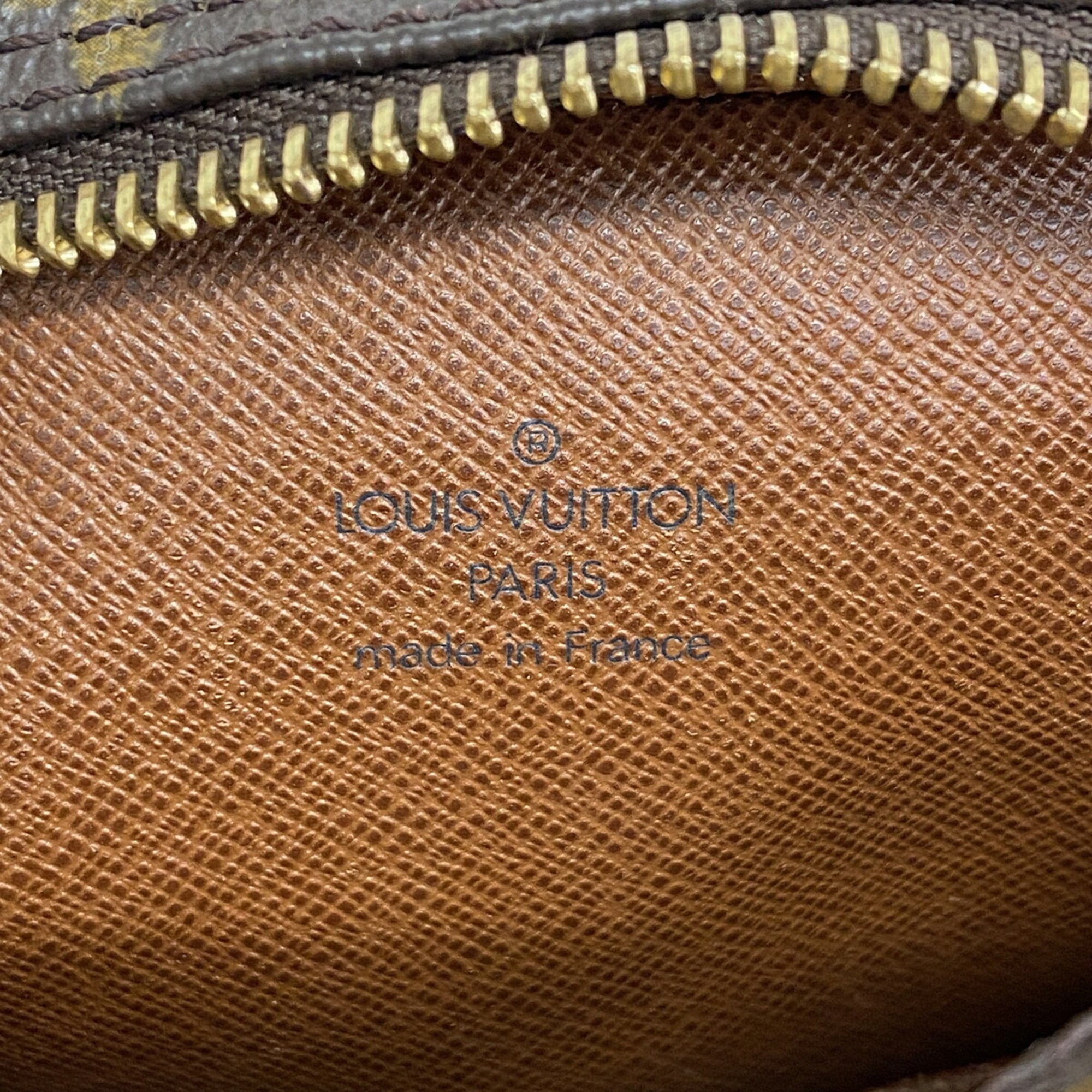 Louis Vuitton Brown Shoulder Bag (Pre-Owned)