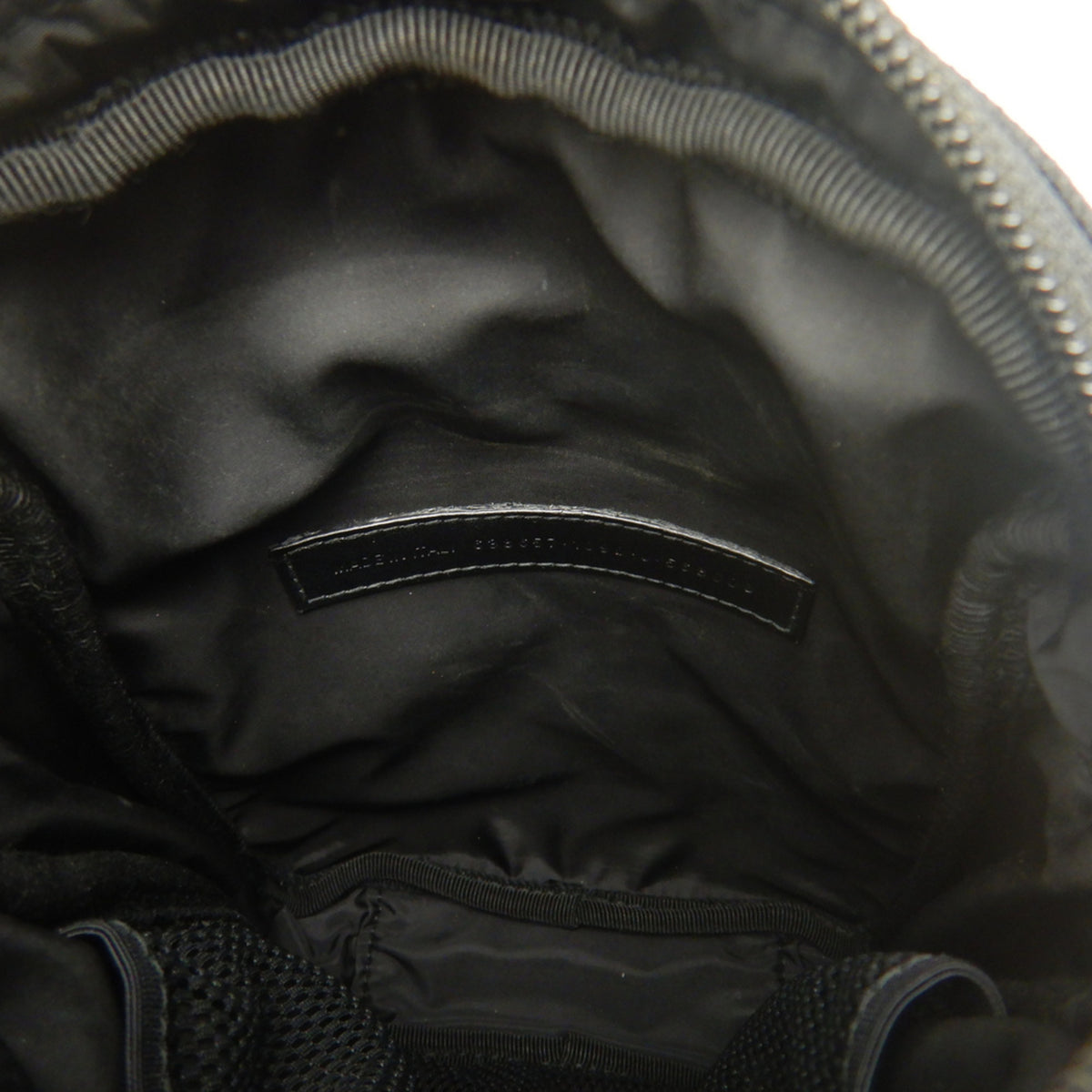 Balenciaga Black Nylon Messenger Bag Shoulder Bag (Pre-Owned)