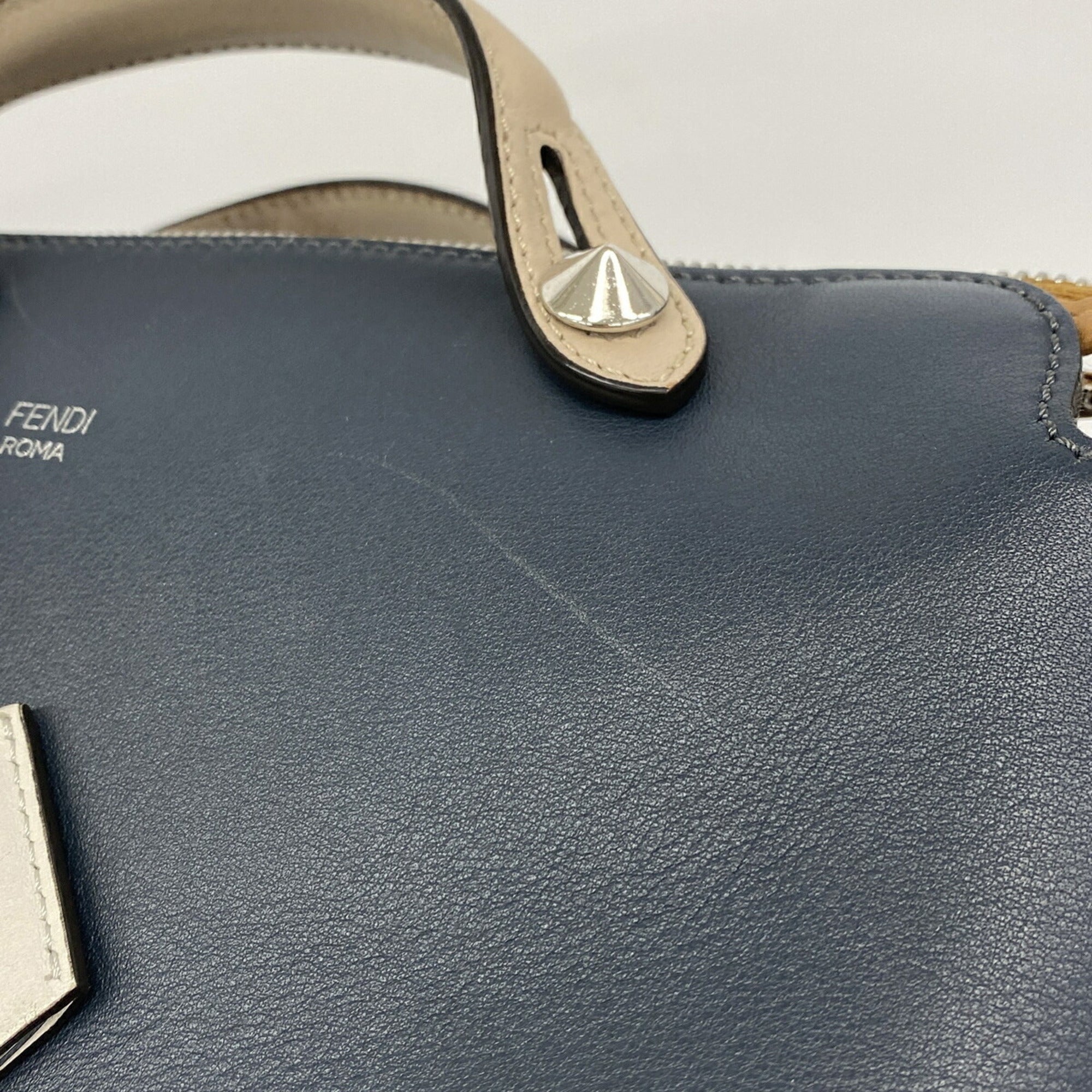 Fendi Brown Navy Leather Handbag (Pre-Owned)