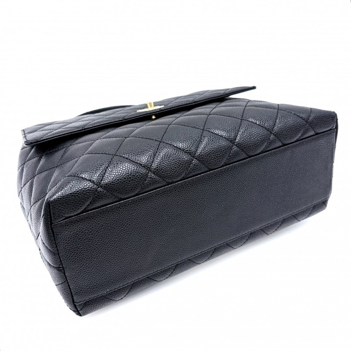Chanel Black Grained Calfskin Handbag (Pre-Owned)