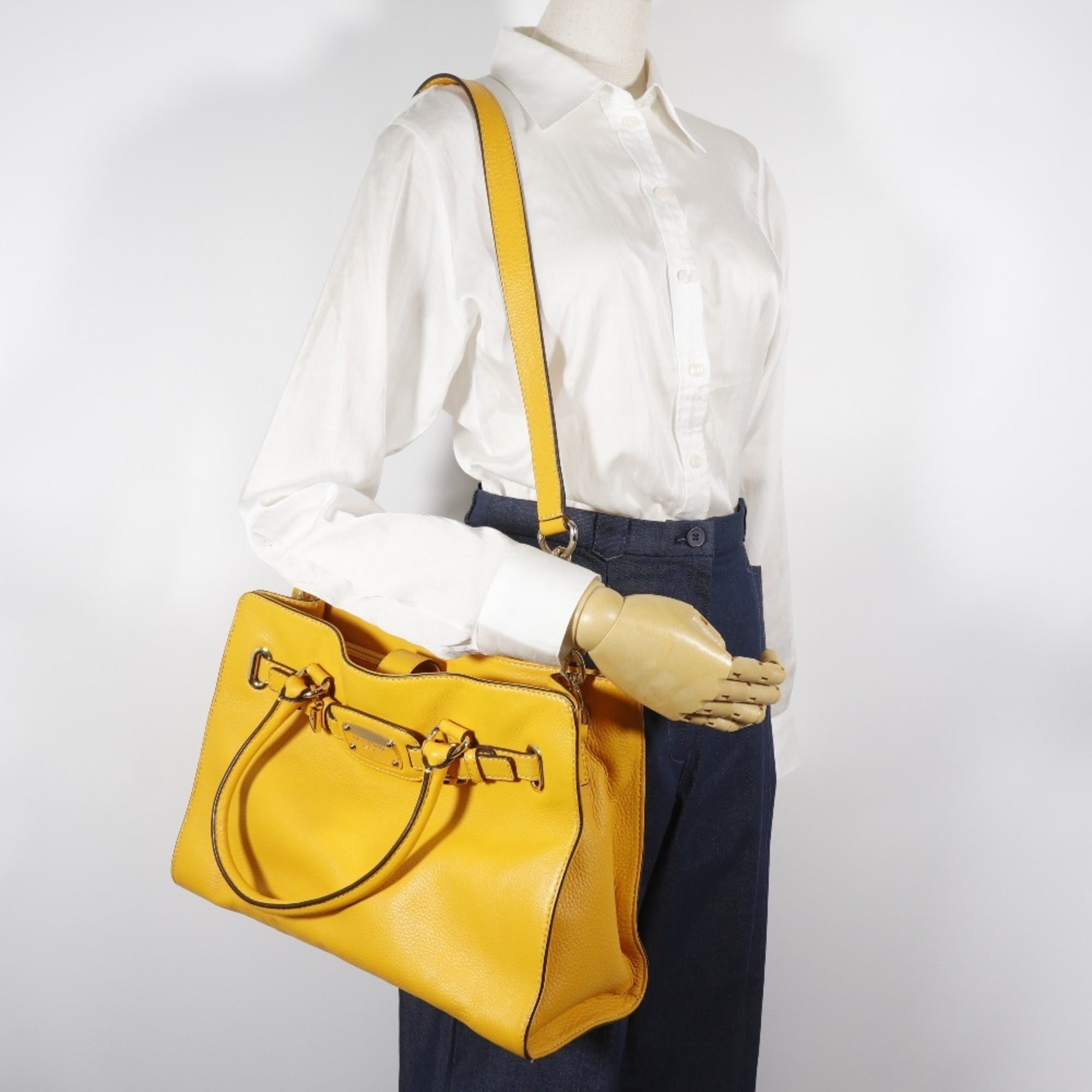 Michael Kors Yellow Leather Handbag (Pre-Owned)