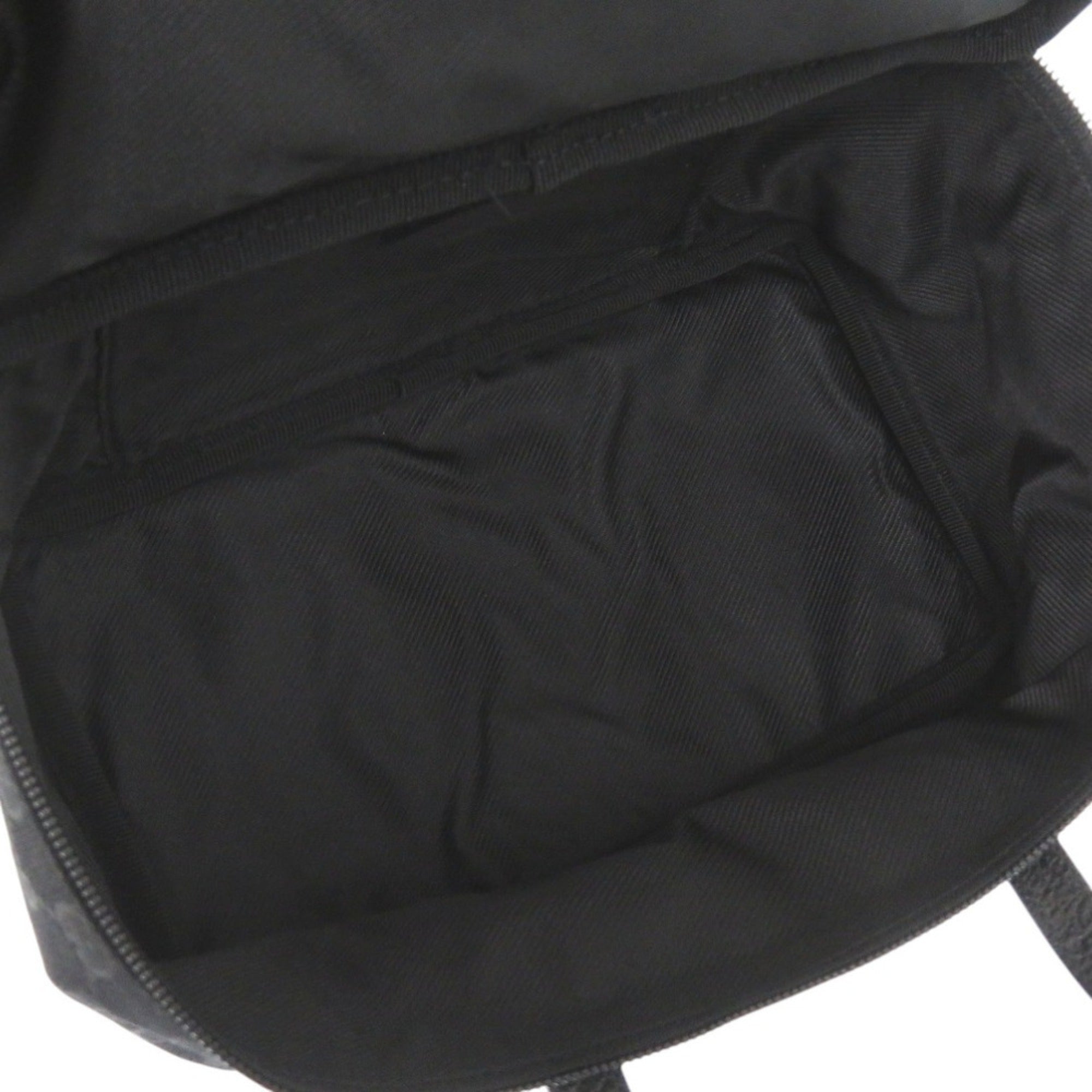 Gucci Black Gg Canvas Pouch Vanity Bag (Pre-Owned)