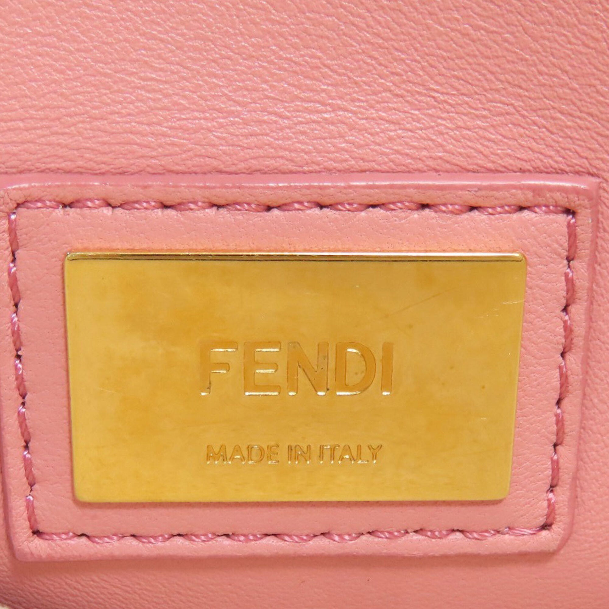 Fendi Light Gray Leather Handbag (Pre-Owned)
