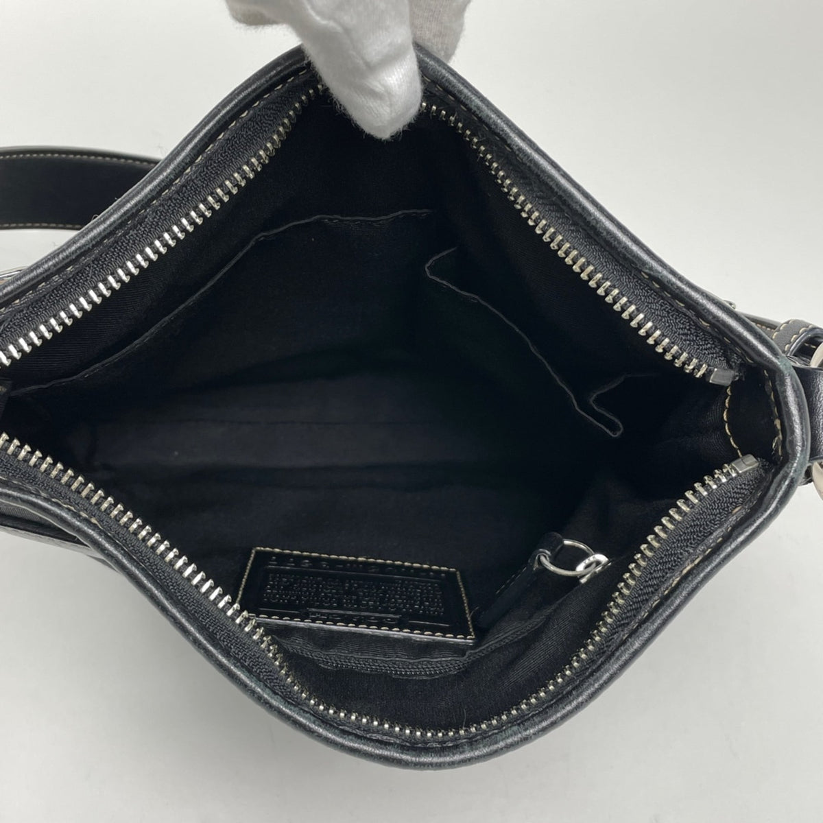 Coach Signature Black Canvas Leather Shoulder Bag (Pre-Owned)