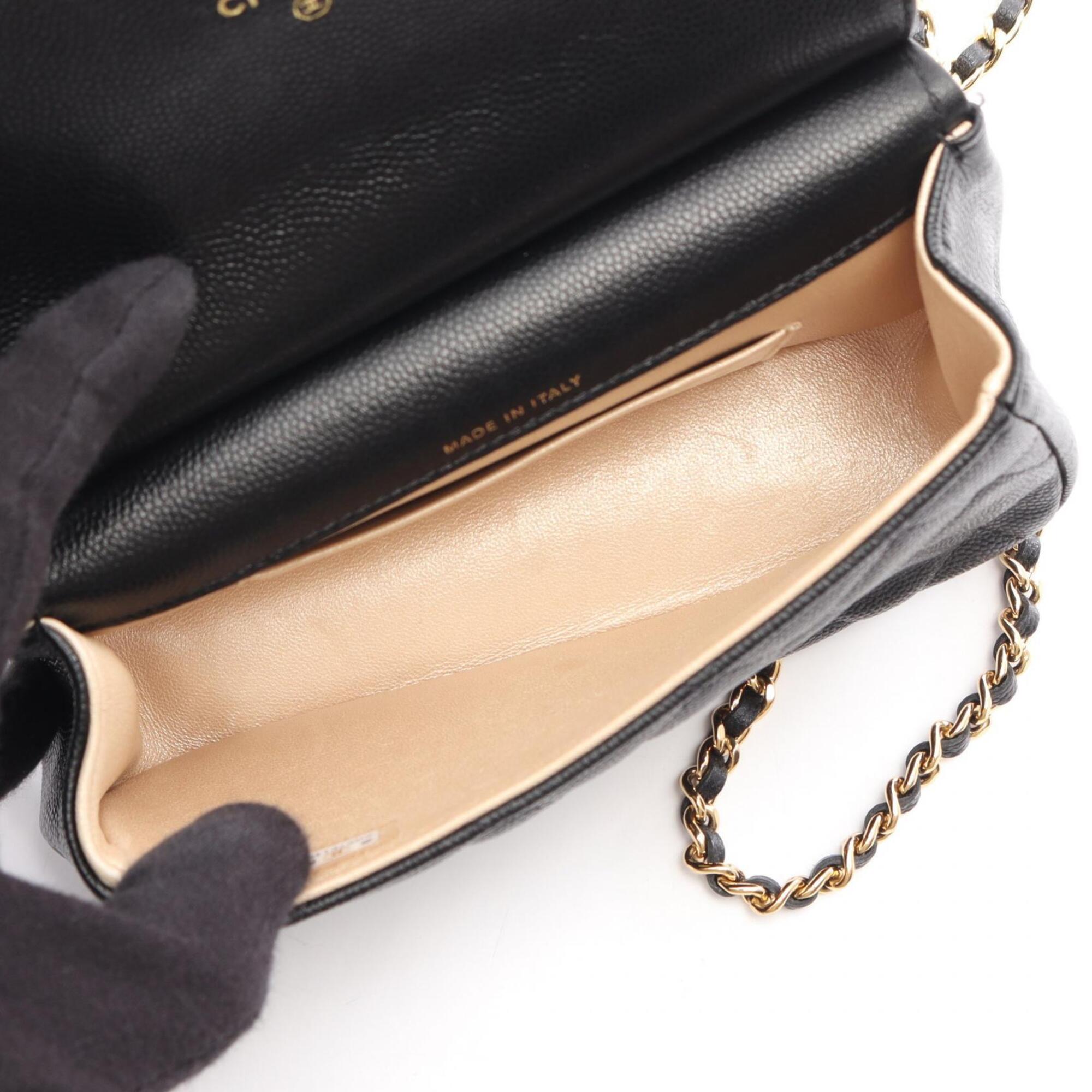 Chanel Black Grained Calfskin Handbag Shoulder Bag (Pre-Owned)