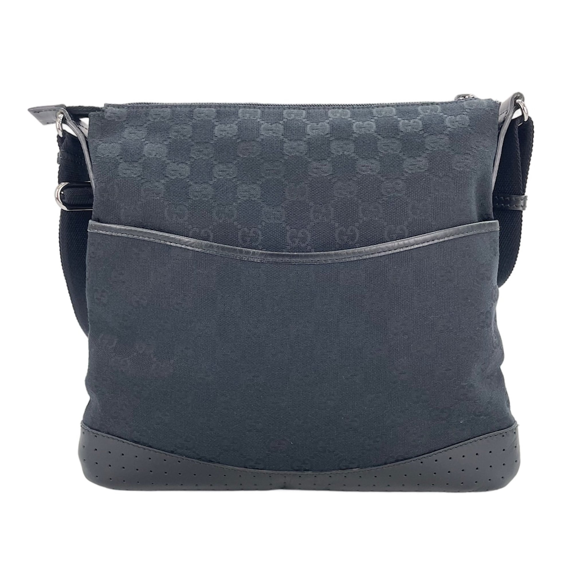 Gucci Black Shoulder Bag (Pre-Owned)