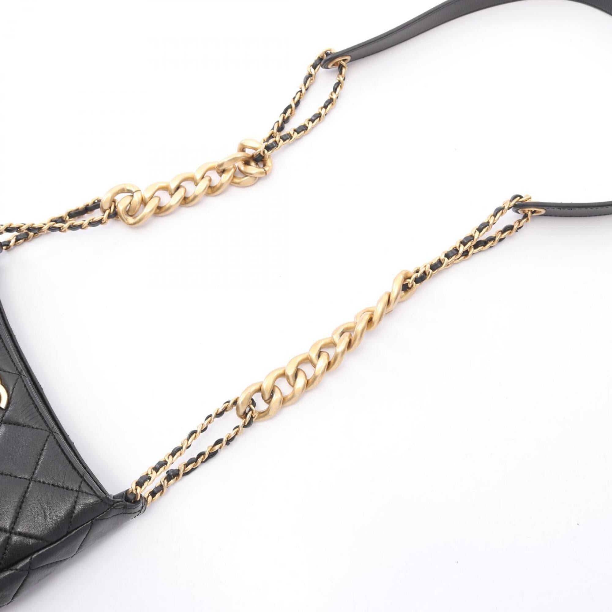 Chanel Black Leather Handbag Shoulder Bag (Pre-Owned)
