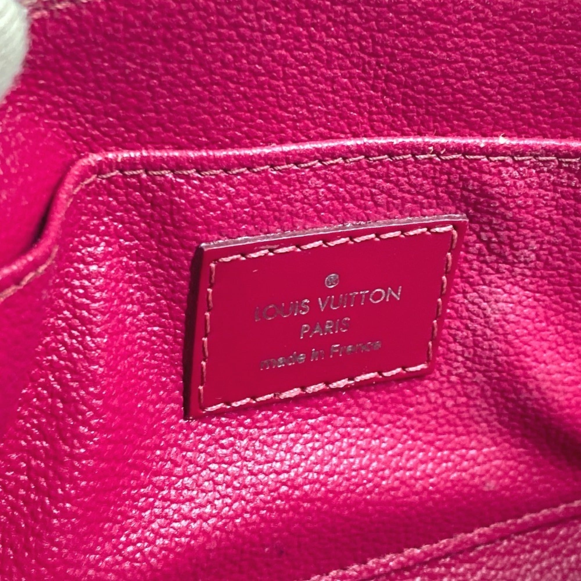 Louis Vuitton Fuchsia Pink Pink Epi Leather Pochette Pouch (Pre-Owned)