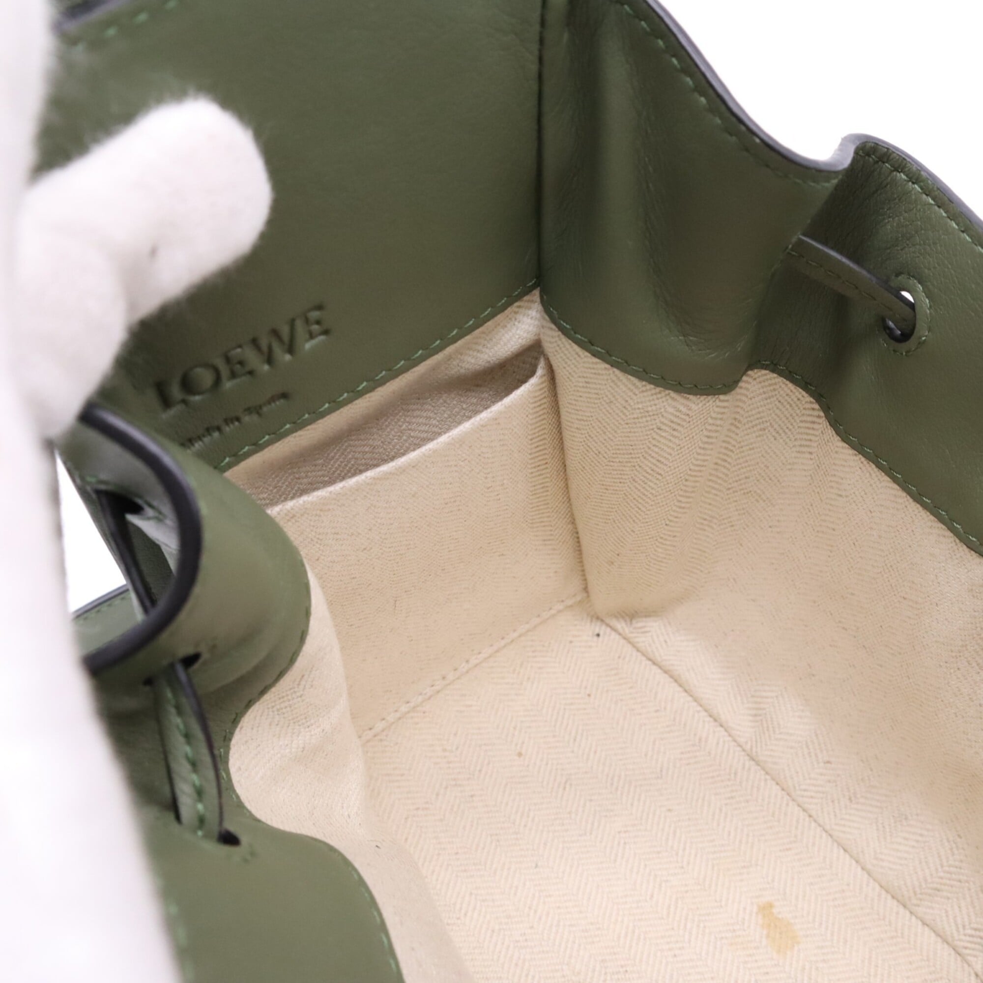 Loewe Hammock Green Leather Handbag (Pre-Owned)