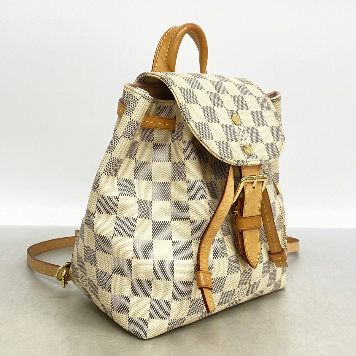 Louis Vuitton White Backpack (Pre-Owned)
