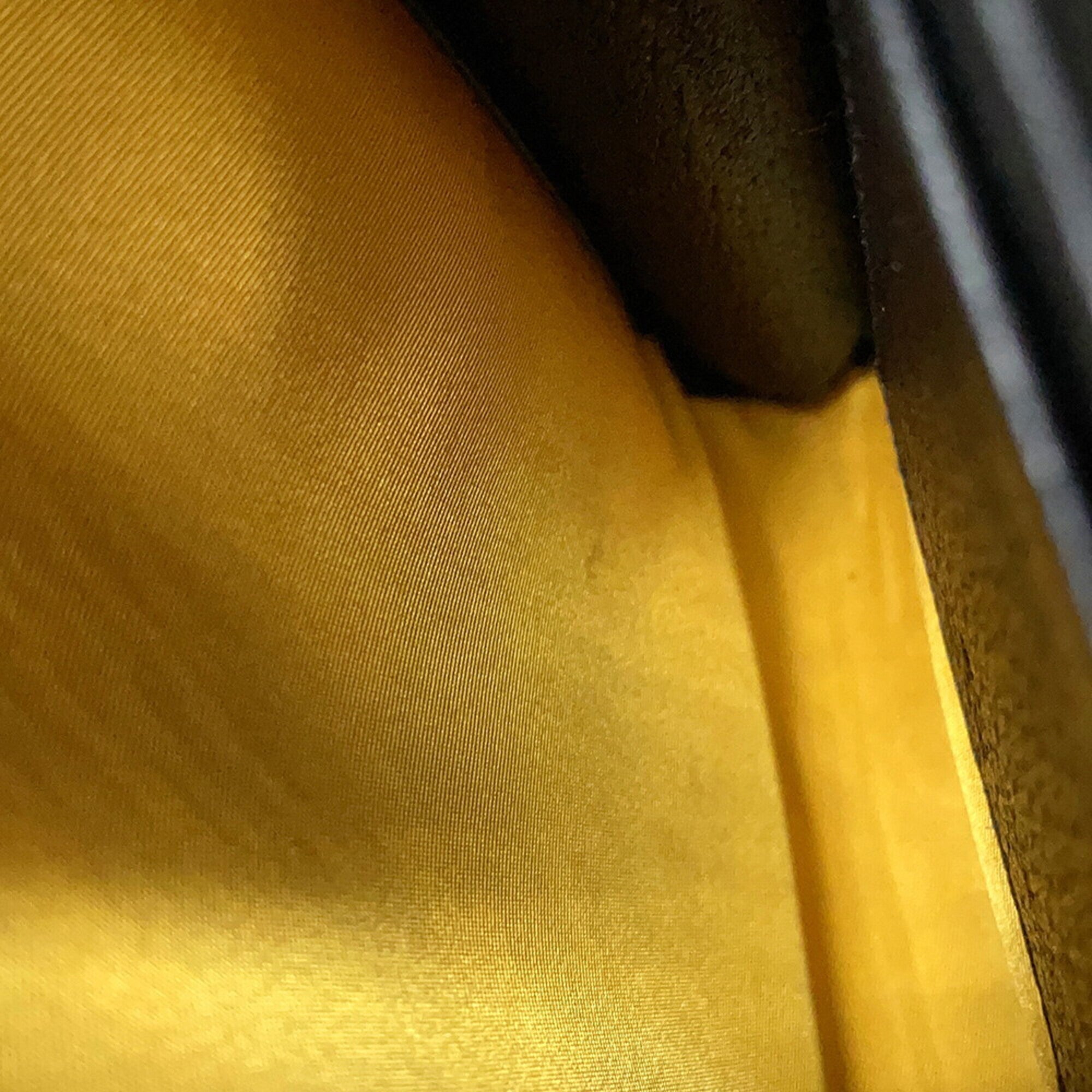 Gucci Black Yellow Canvas Leather Shoulder Bag (Pre-Owned)