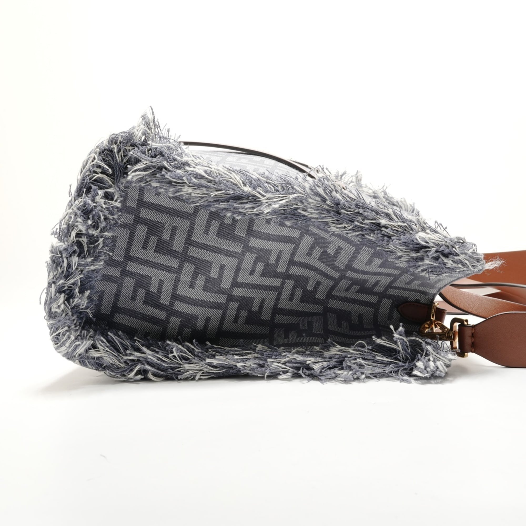 Fendi Gray Denim Tote Bag (Pre-Owned)