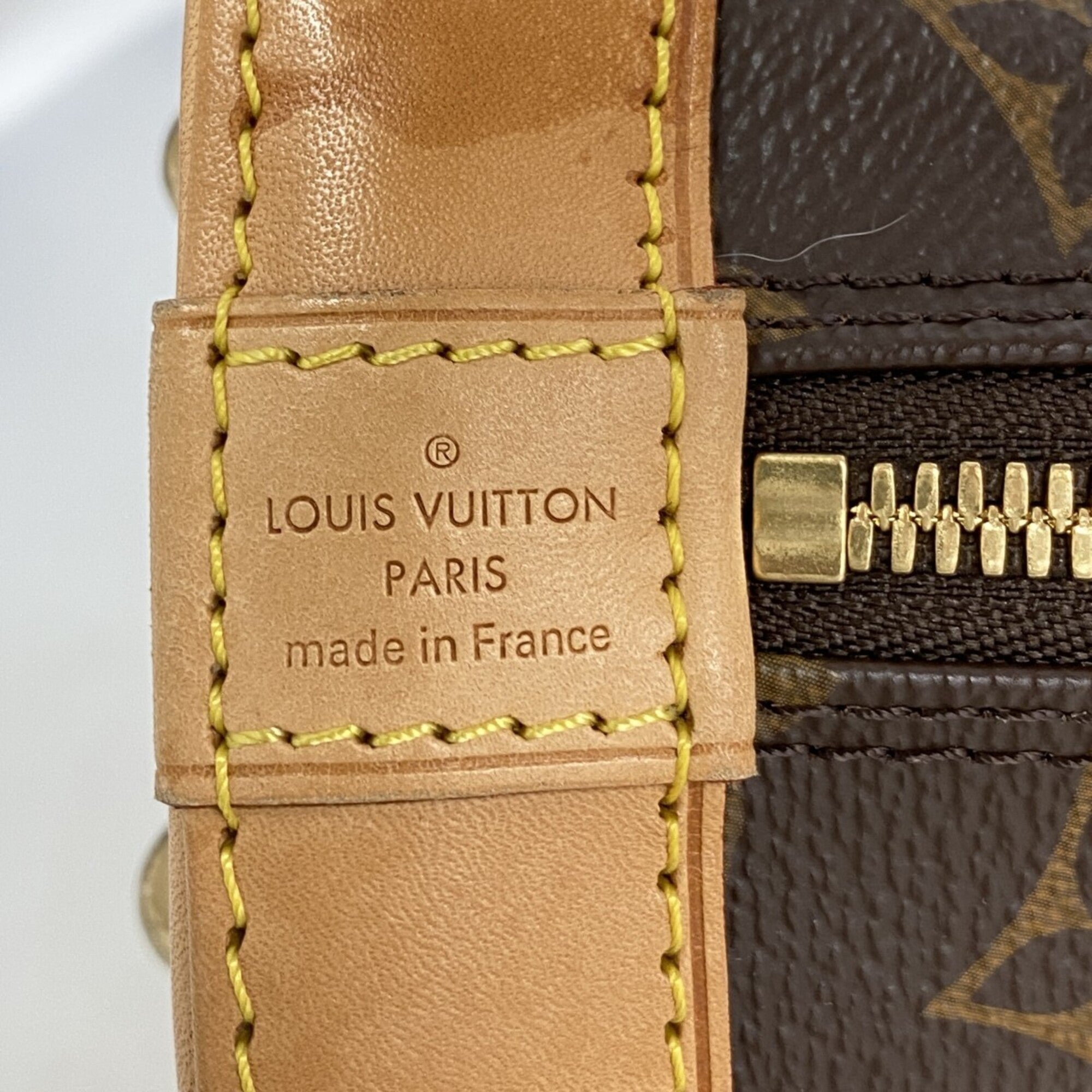 Louis Vuitton Brown Handbag (Pre-Owned)