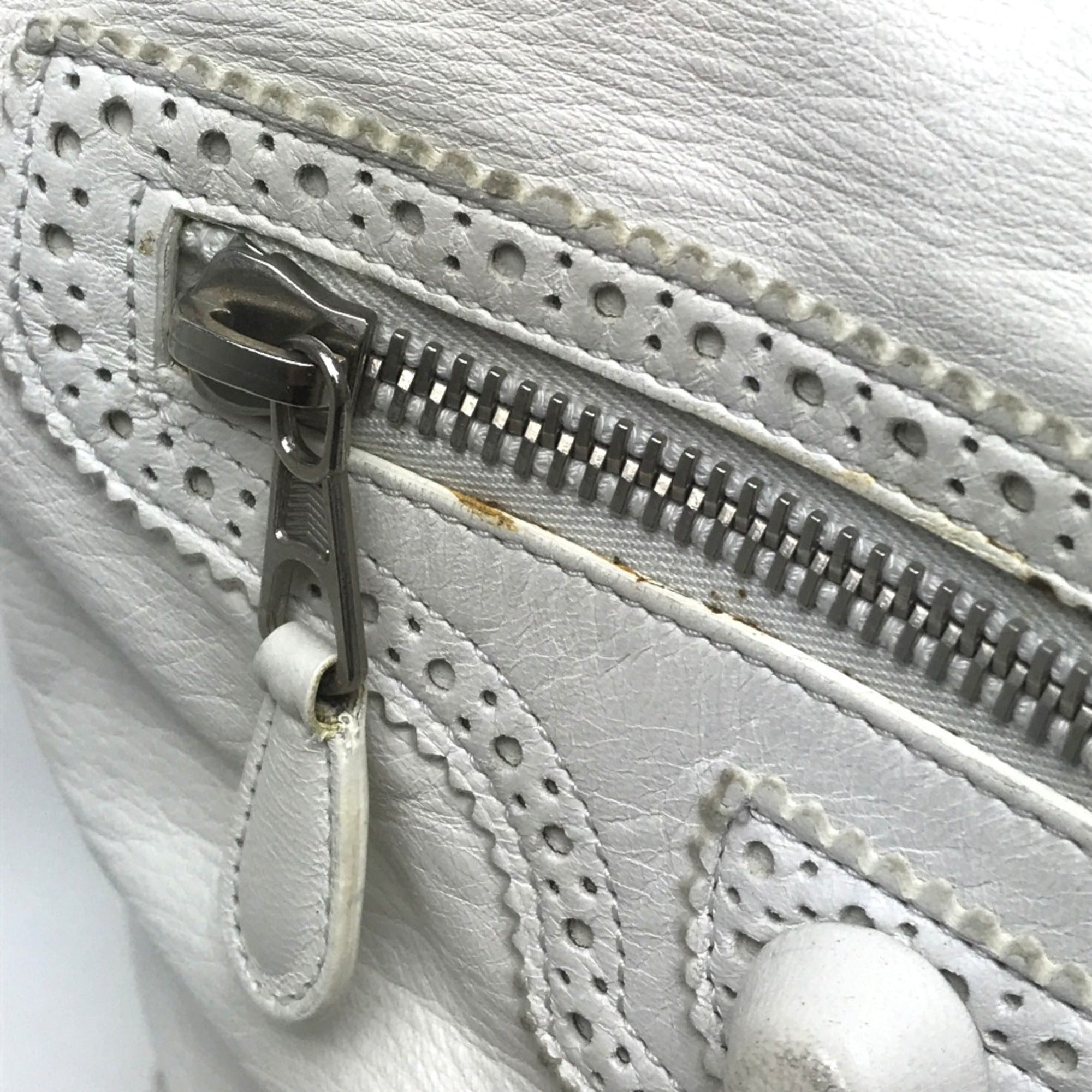 Balenciaga White Leather Shoulder Bag (Pre-Owned)