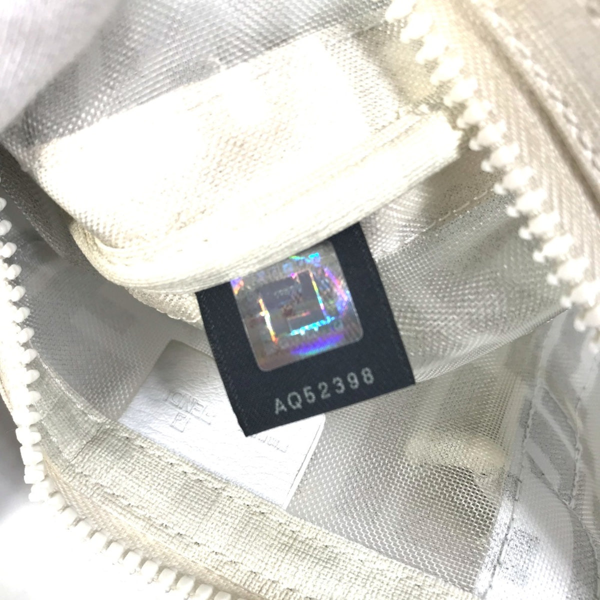 Fendi White Leather Boston Bag (Pre-Owned)