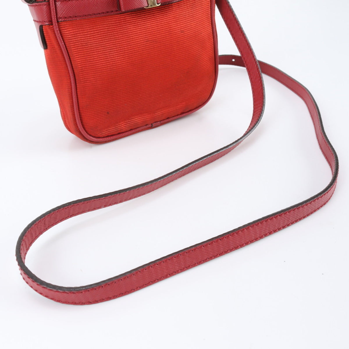 Salvatore Ferragamo Red Color Leather Canvas Crossbody Bag Shoulder Bag (Pre-Owned)