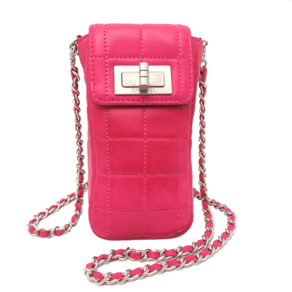 Chanel Pink Leather Shoulder Bag (Pre-Owned)