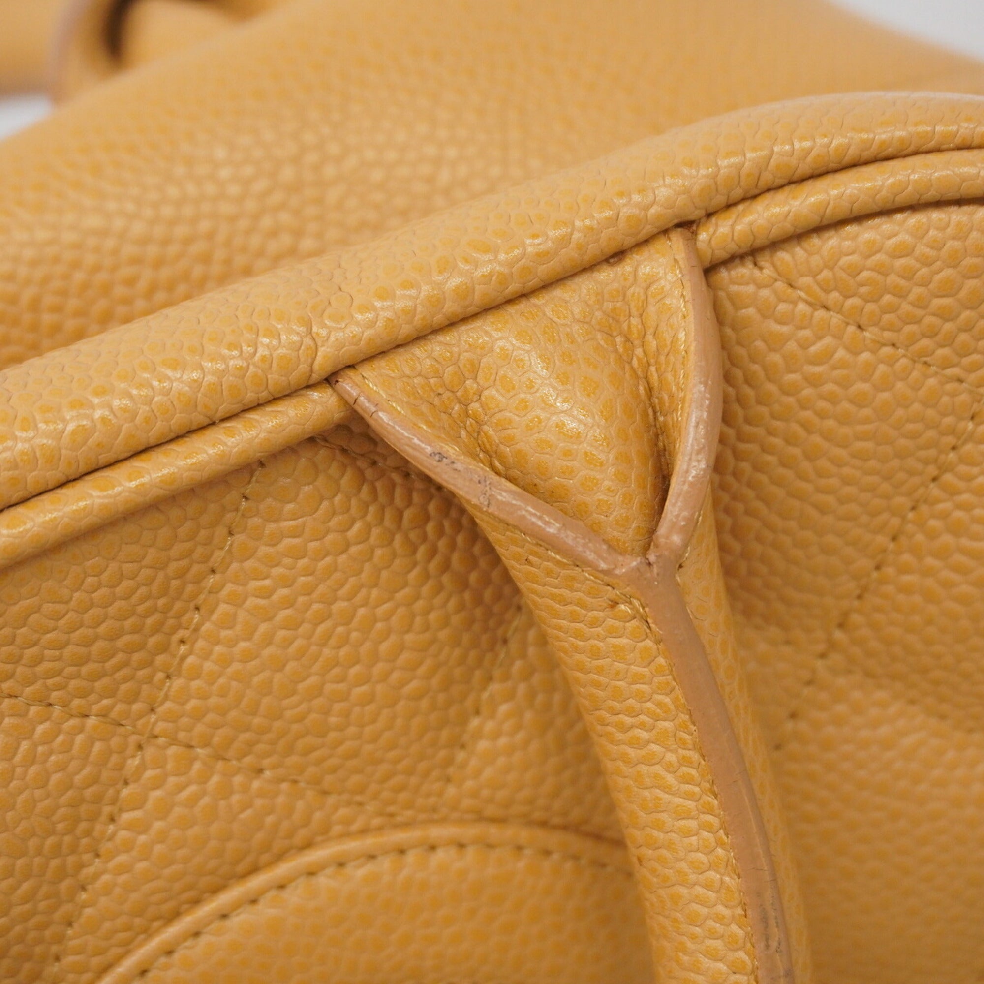 Chanel Beige Grained Calfskin Handbag (Pre-Owned)