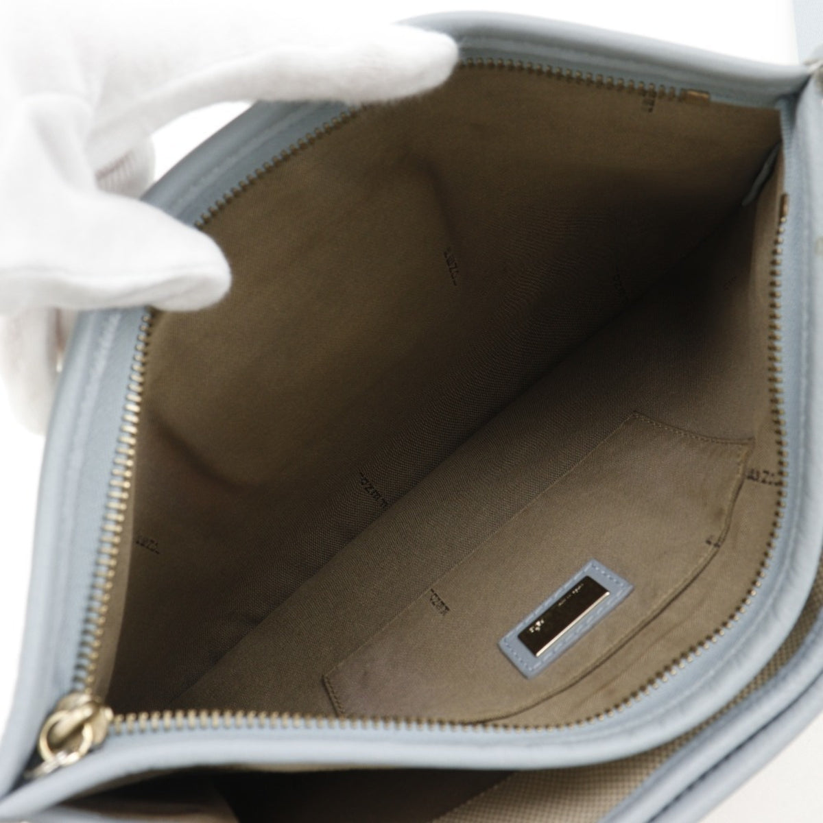 Fendi Beige Canvas Shoulder Bag (Pre-Owned)