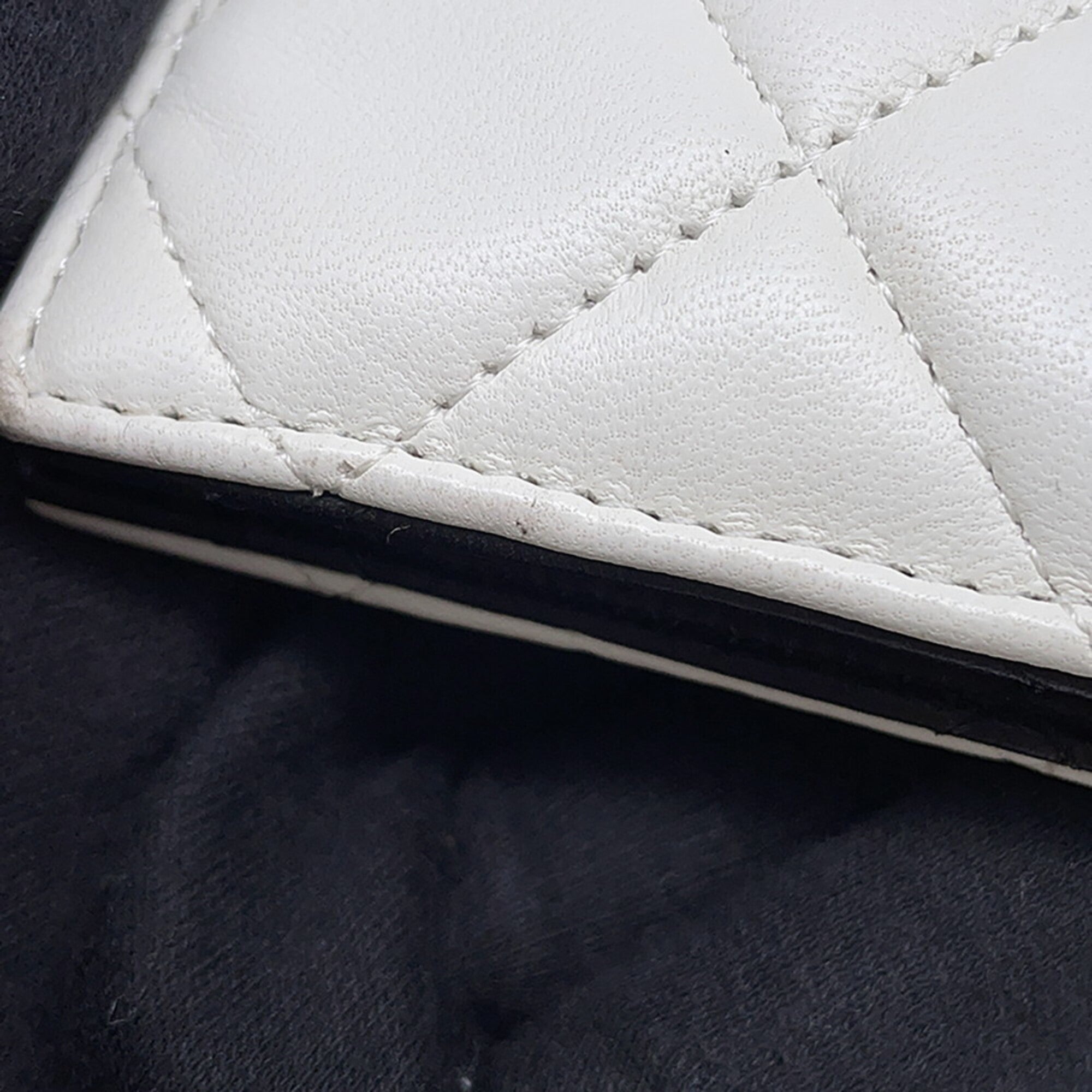 Chanel Black White Chain/Shoulder Wallet (Pre-Owned)