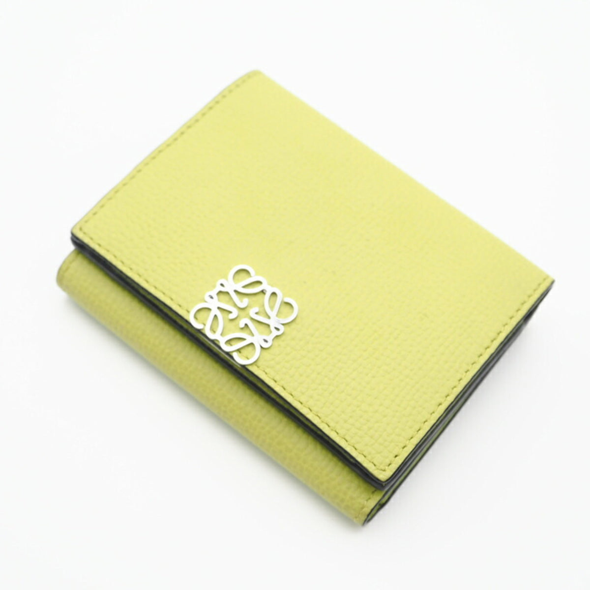 Loewe Green Leather Wallet (Tri-Fold) (Pre-Owned)
