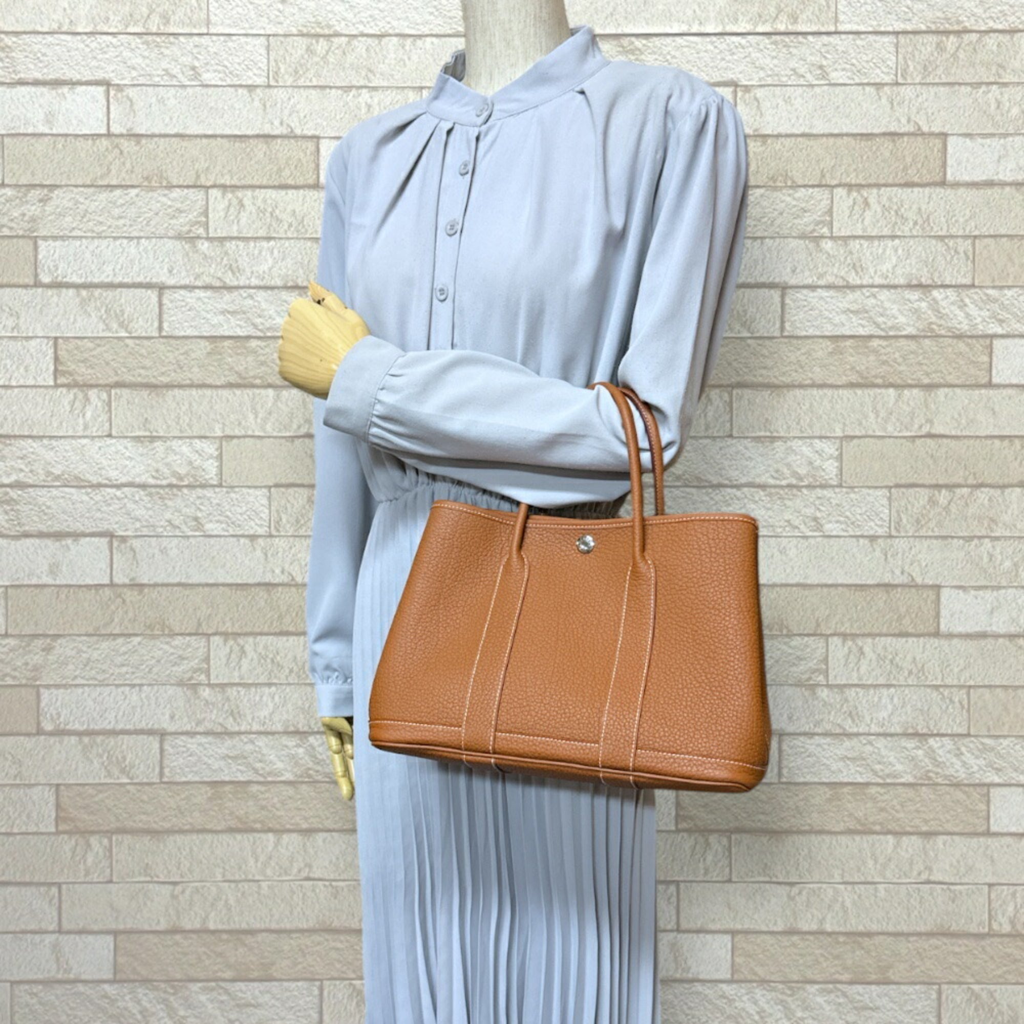 Hermes Brown Negonda Leather Handbag (Pre-Owned)