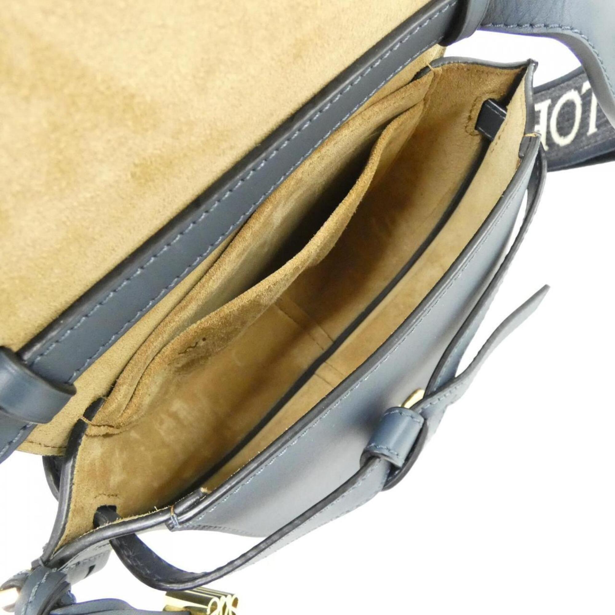 Loewe Blue Leather Shoulder Bag (Pre-Owned)