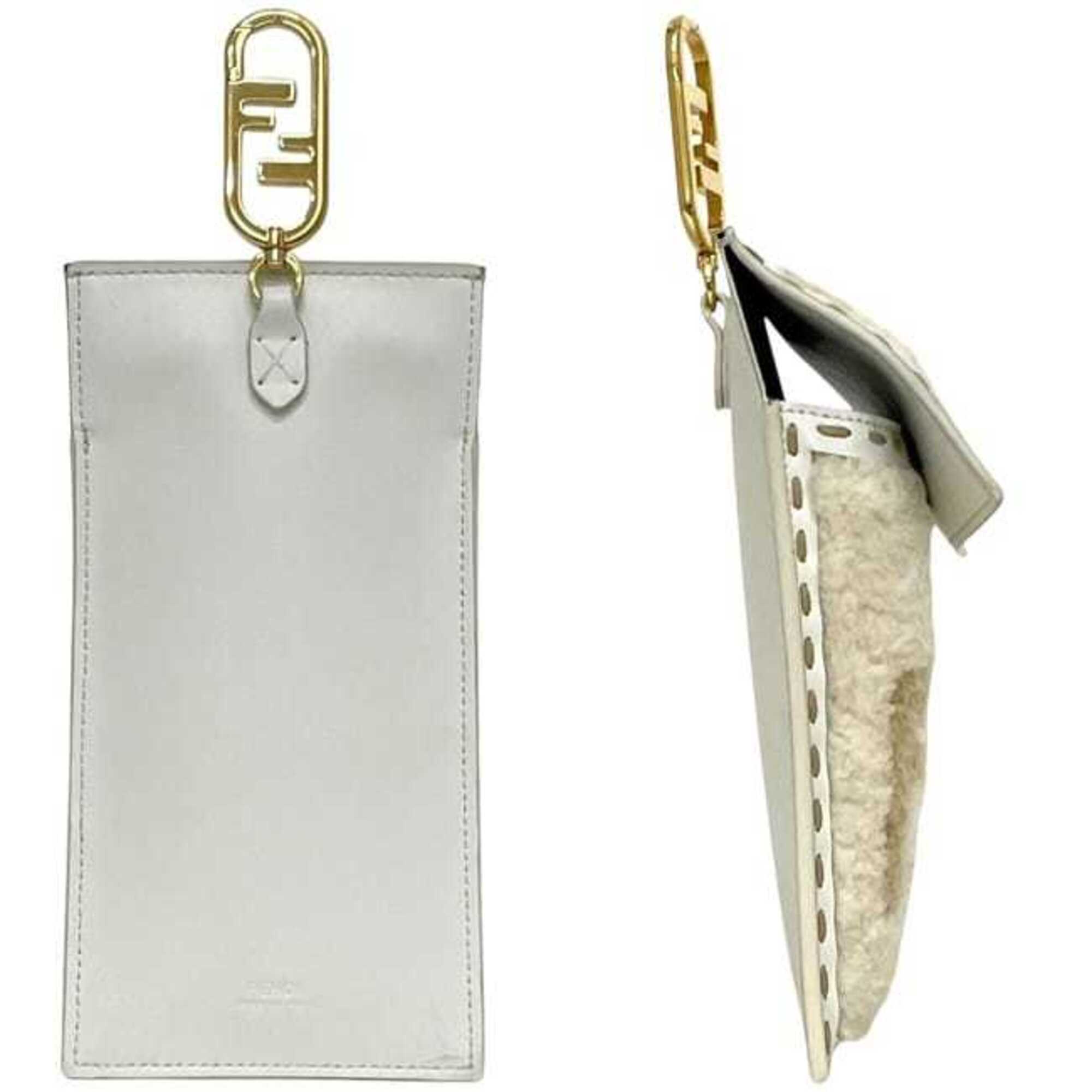 Fendi Beige White Leather Fur Pouch (Pre-Owned)