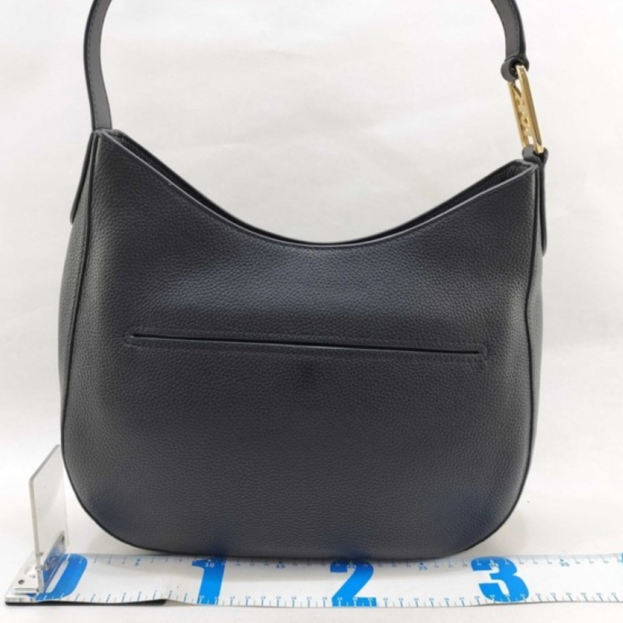 Michael Kors Black Leather Shoulder Bag (Pre-Owned)