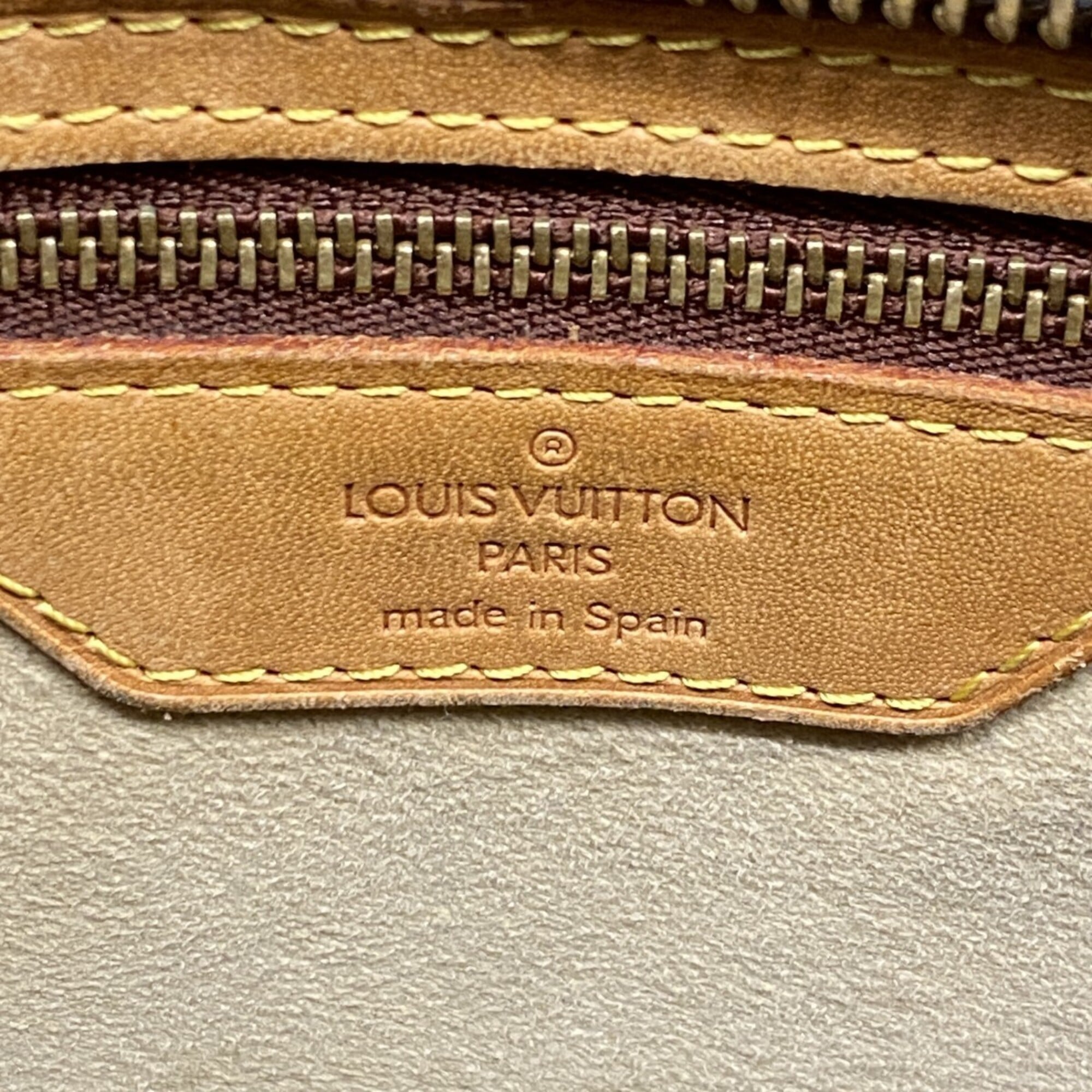 Louis Vuitton Brown Tote Bag (Pre-Owned)