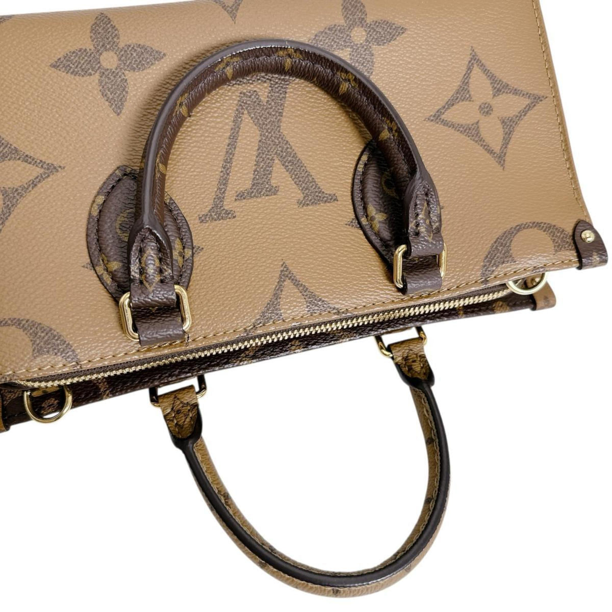 Louis Vuitton Brown Monogram Pouch Tote Bag (Pre-Owned)