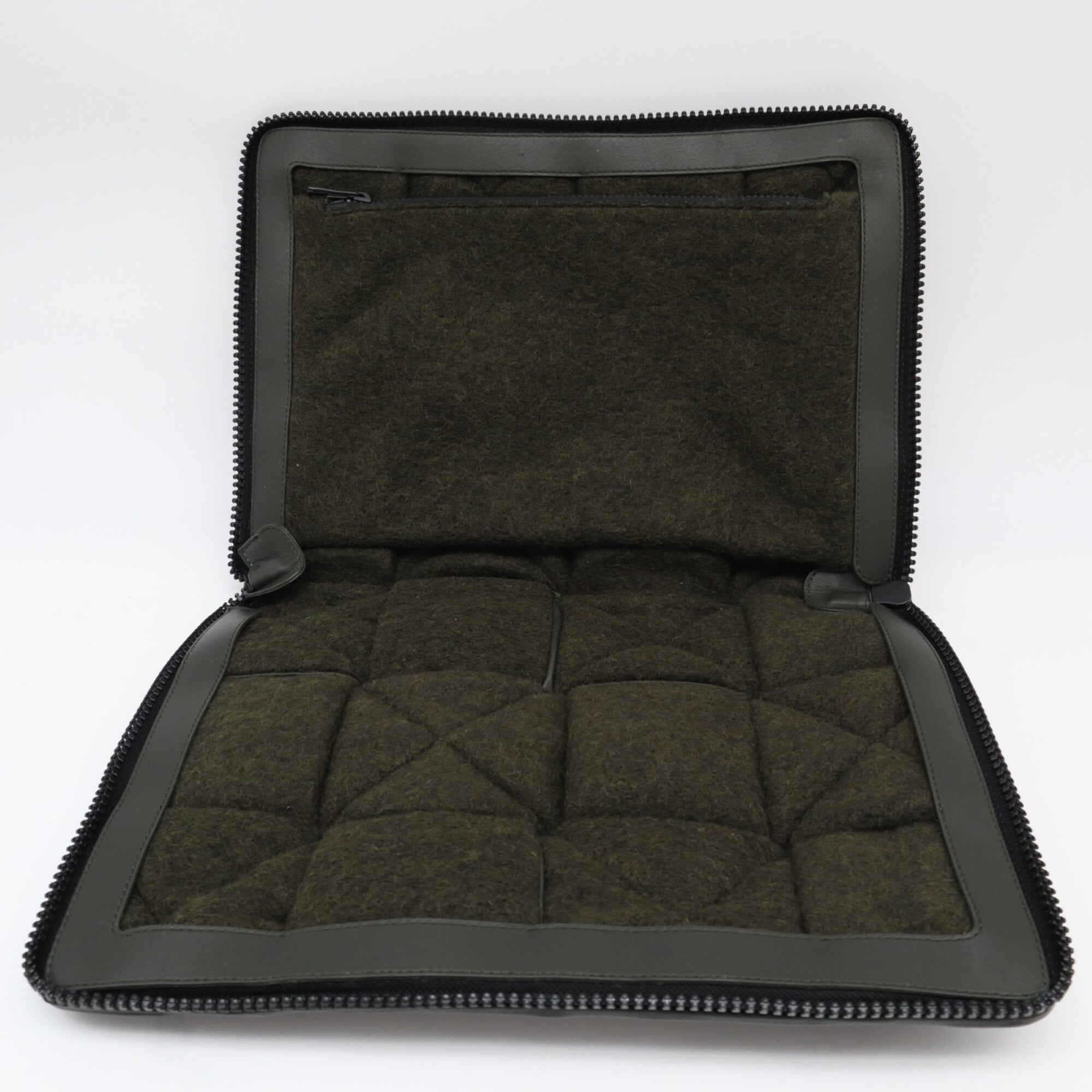 Bottega Veneta Khaki Leather Clutch Bag Document Case (Pre-Owned)