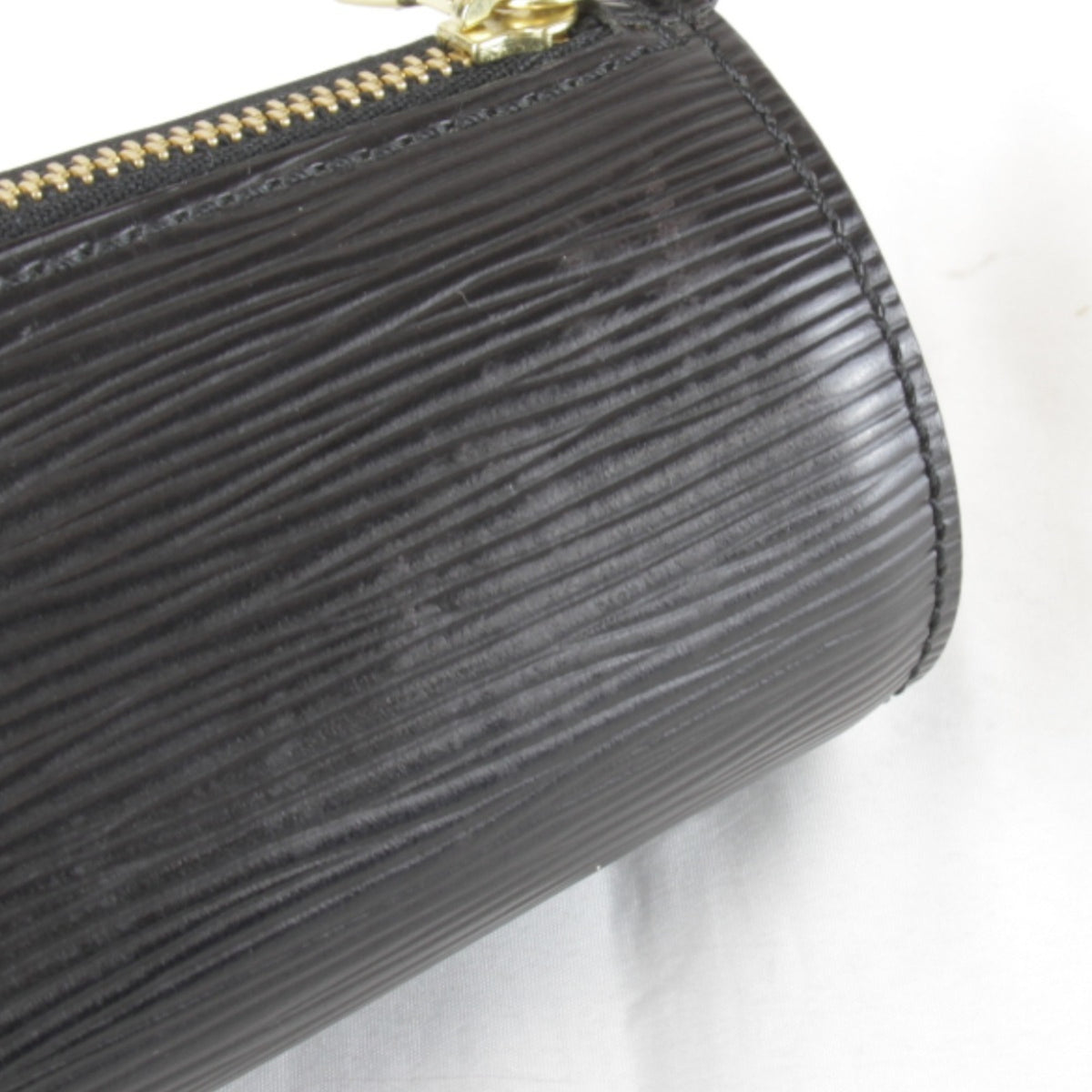 Louis Vuitton Epi Black Epi Leather Handbag (Pre-Owned)