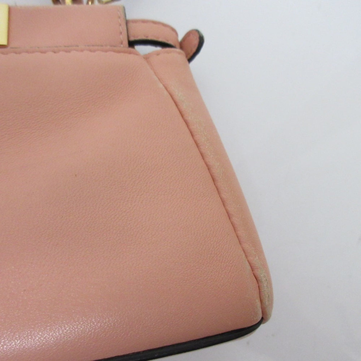 Fendi Pink Shoulder Bag (Pre-Owned)