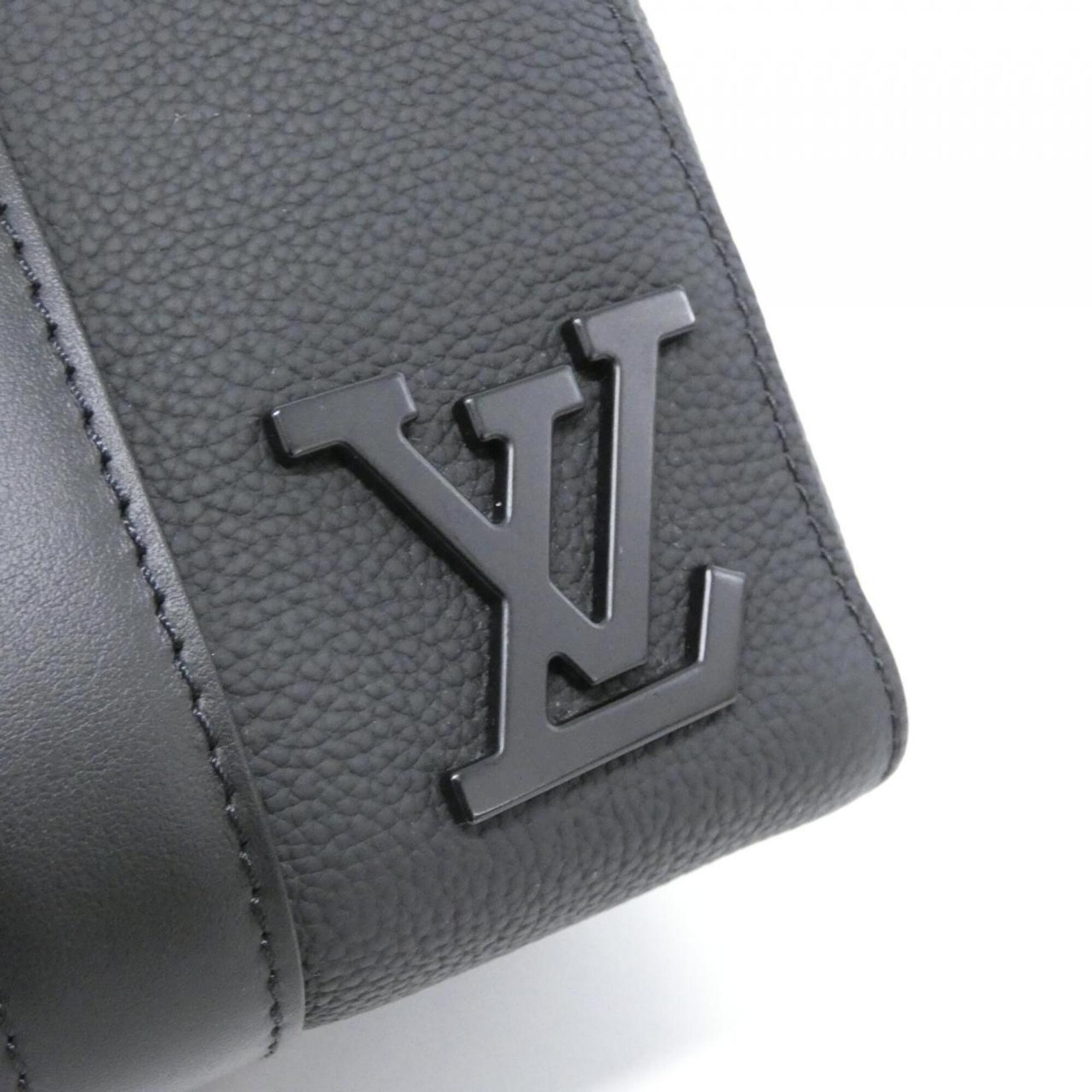 Louis Vuitton Black Leather Shoulder Bag (Pre-Owned)