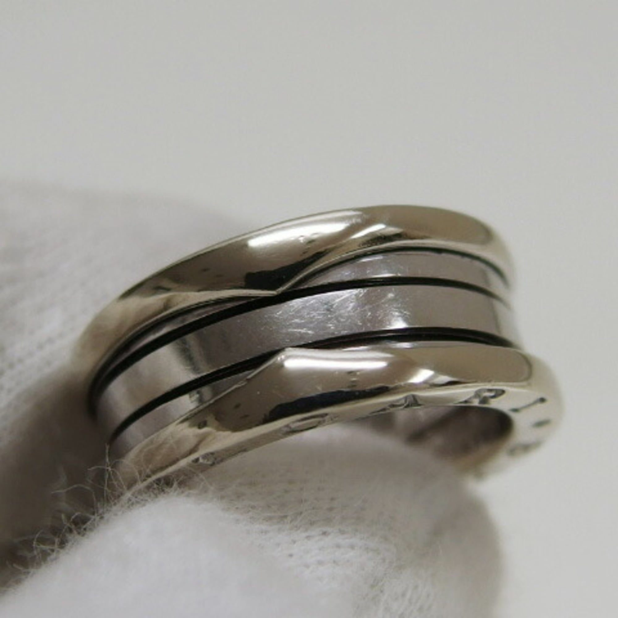 Bvlgari White Gold (18K) Band Ring (Pre-Owned)