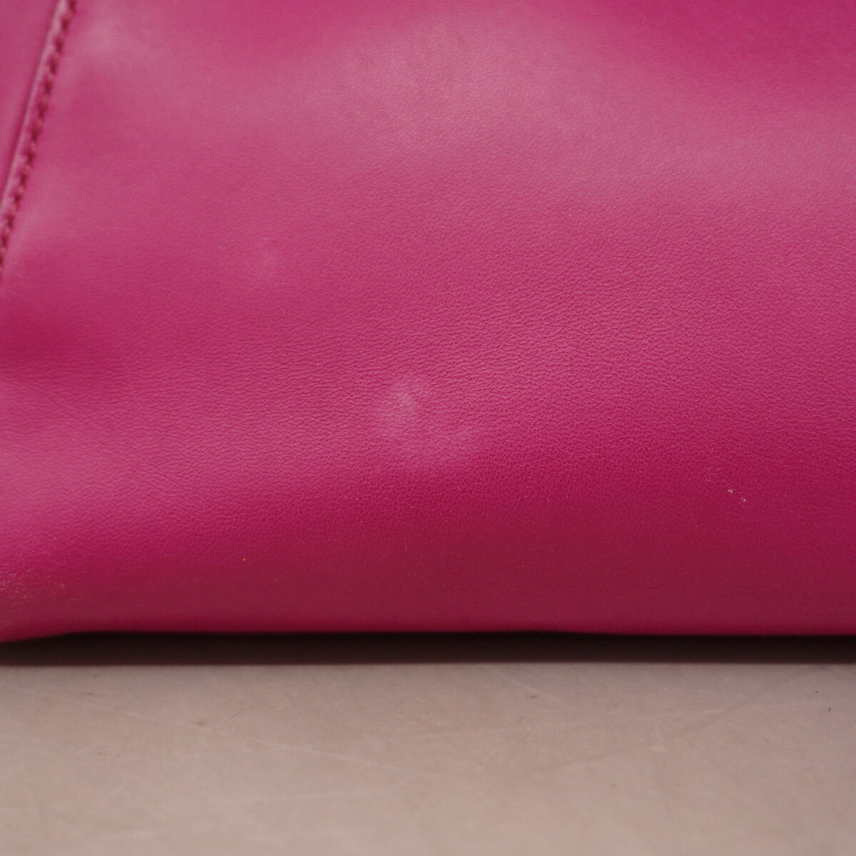 Fendi Pink Leather Handbag (Pre-Owned)