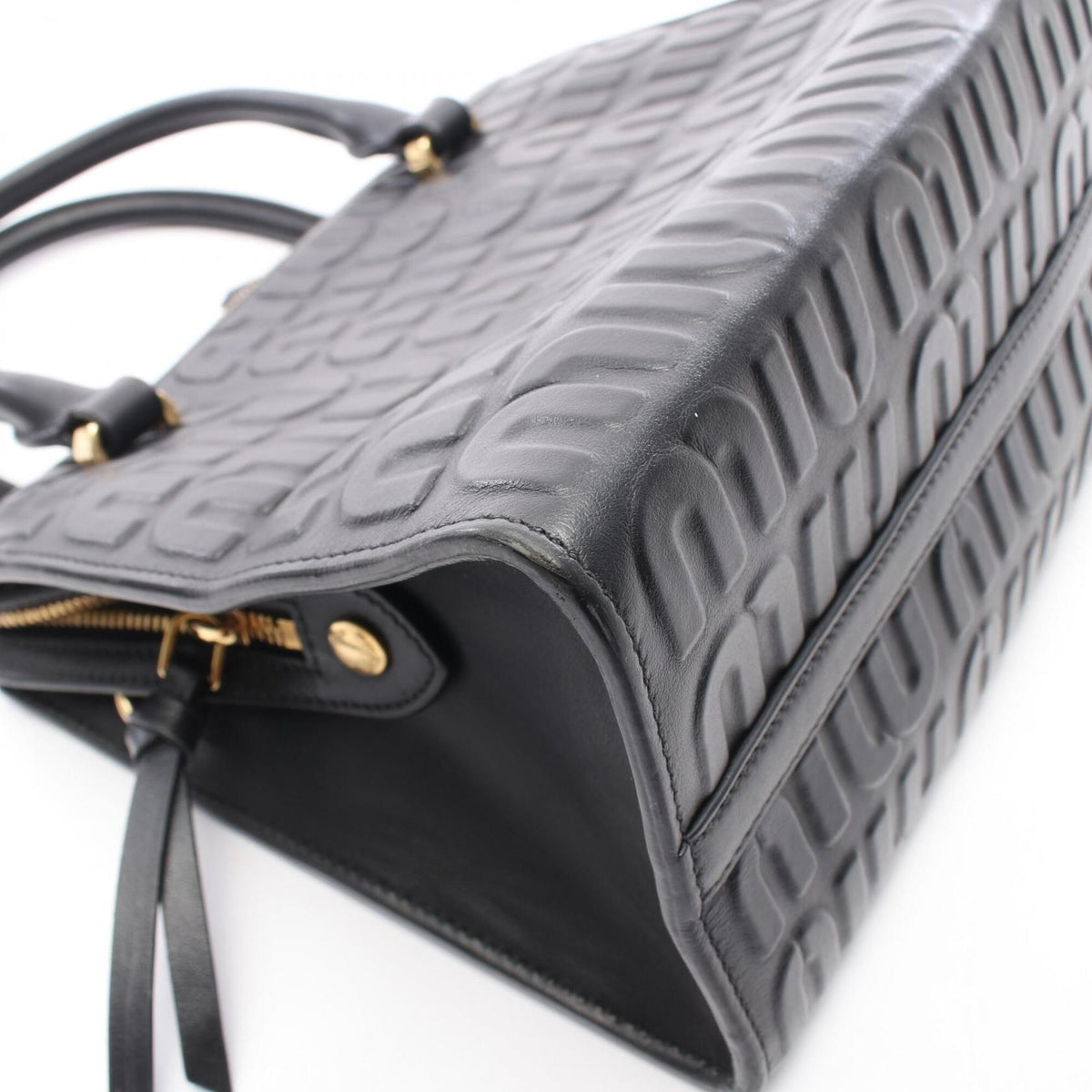 Miu Miu Black Leather Handbag Pouch (Pre-Owned)