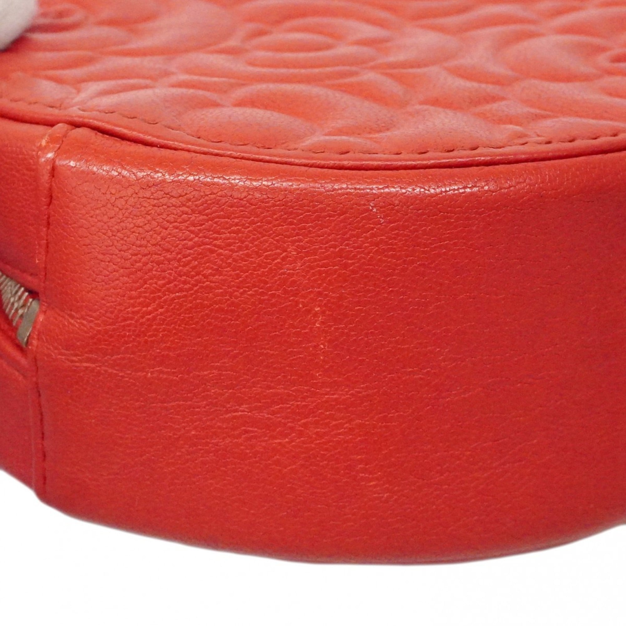 Chanel Red Color Leather Shoulder Bag (Pre-Owned)