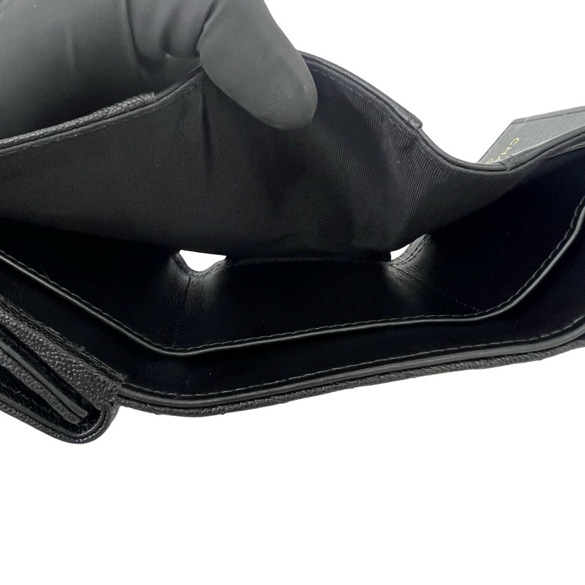 Chanel Black Grained Calfskin Wallet (Tri-Fold) (Pre-Owned)
