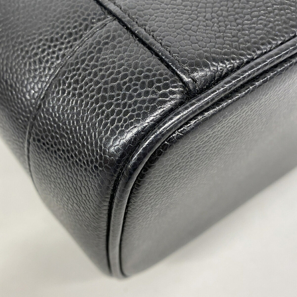 Chanel Black Grained Calfskin Vanity Bag (Pre-Owned)